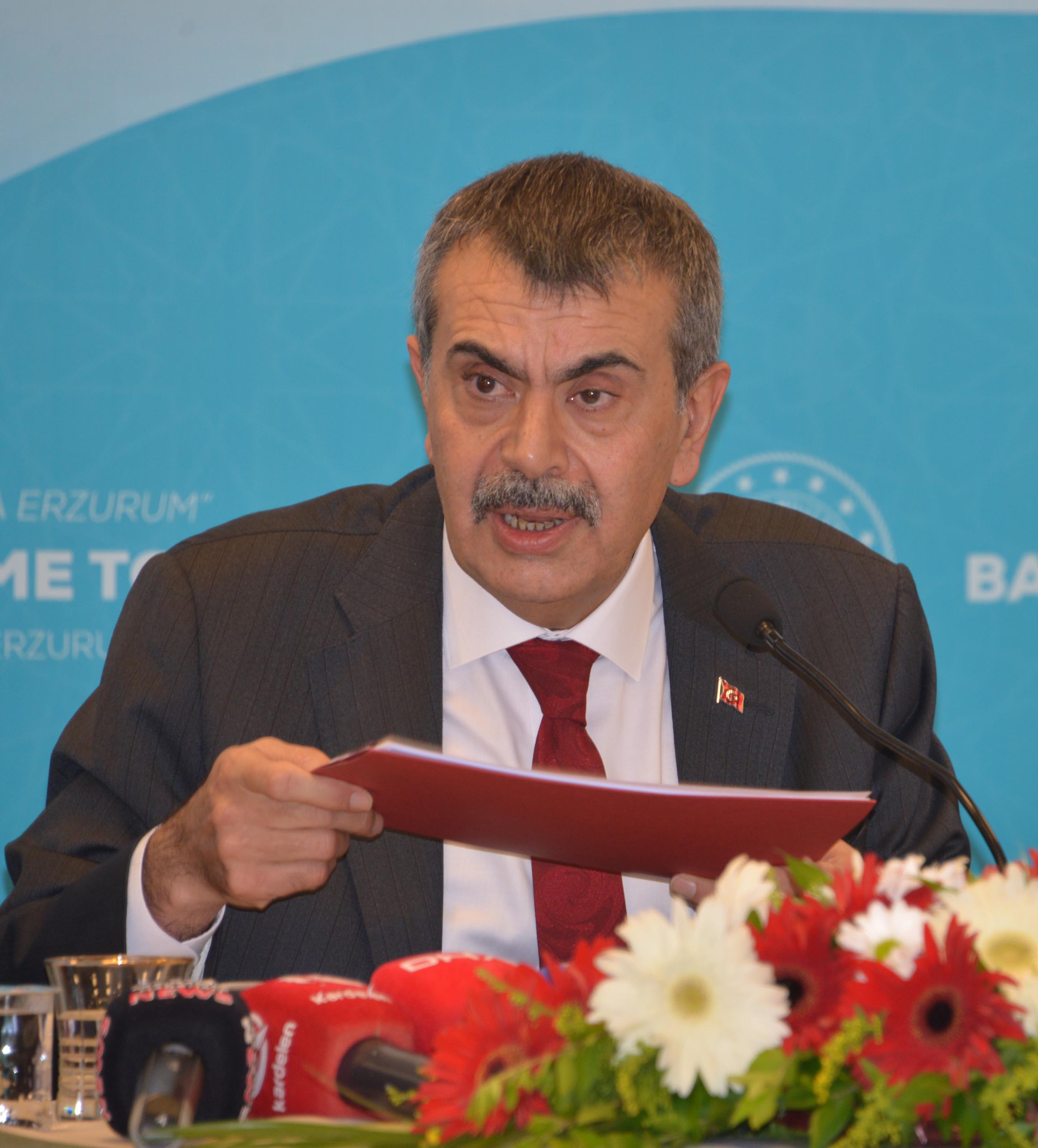 Milli Eğitim Bakanı Yusuf Tekin, Erzurum toplantısında