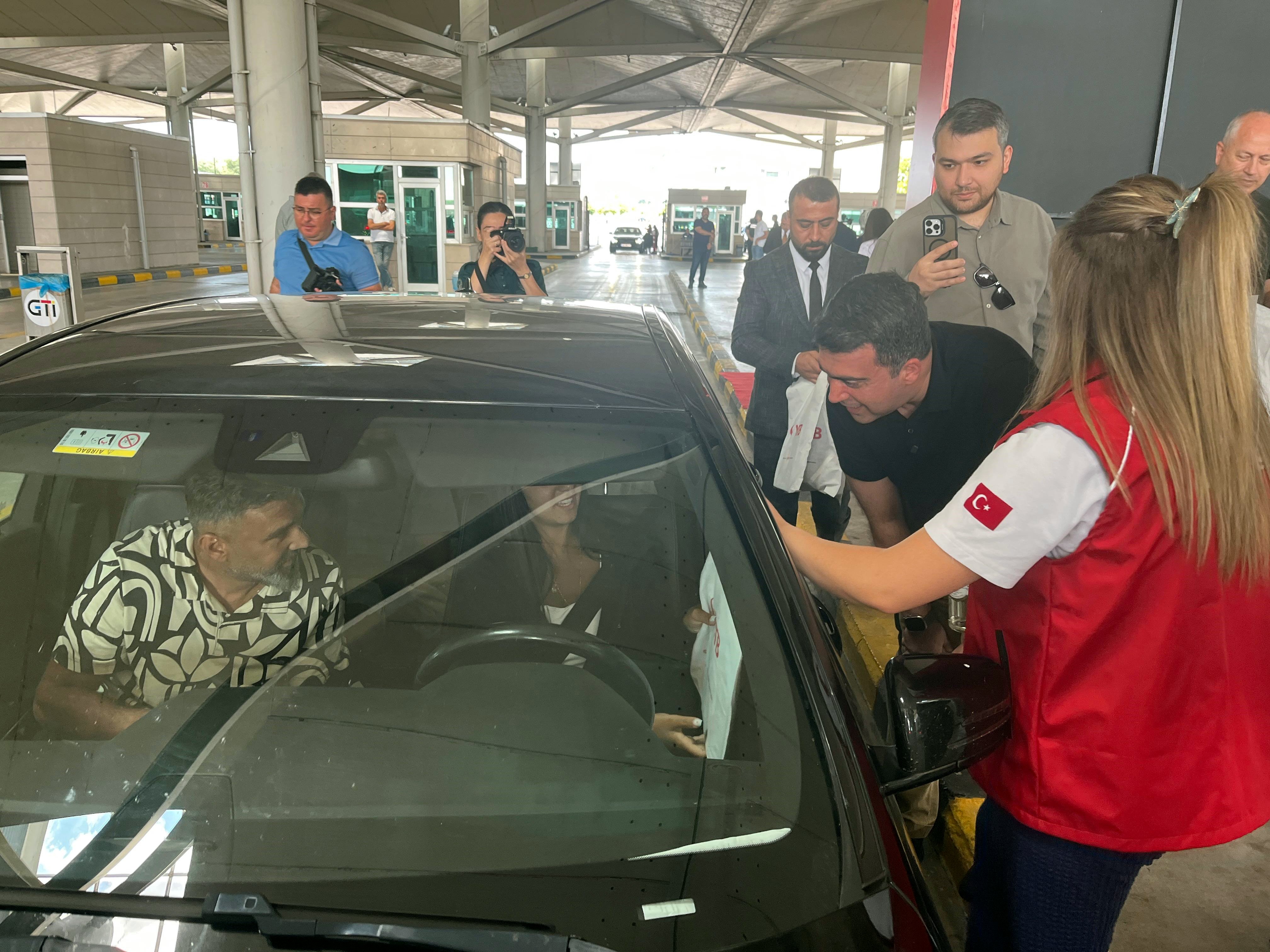 YTB Başkanı Turus, gurbetçi vatandaşları Kapıkule