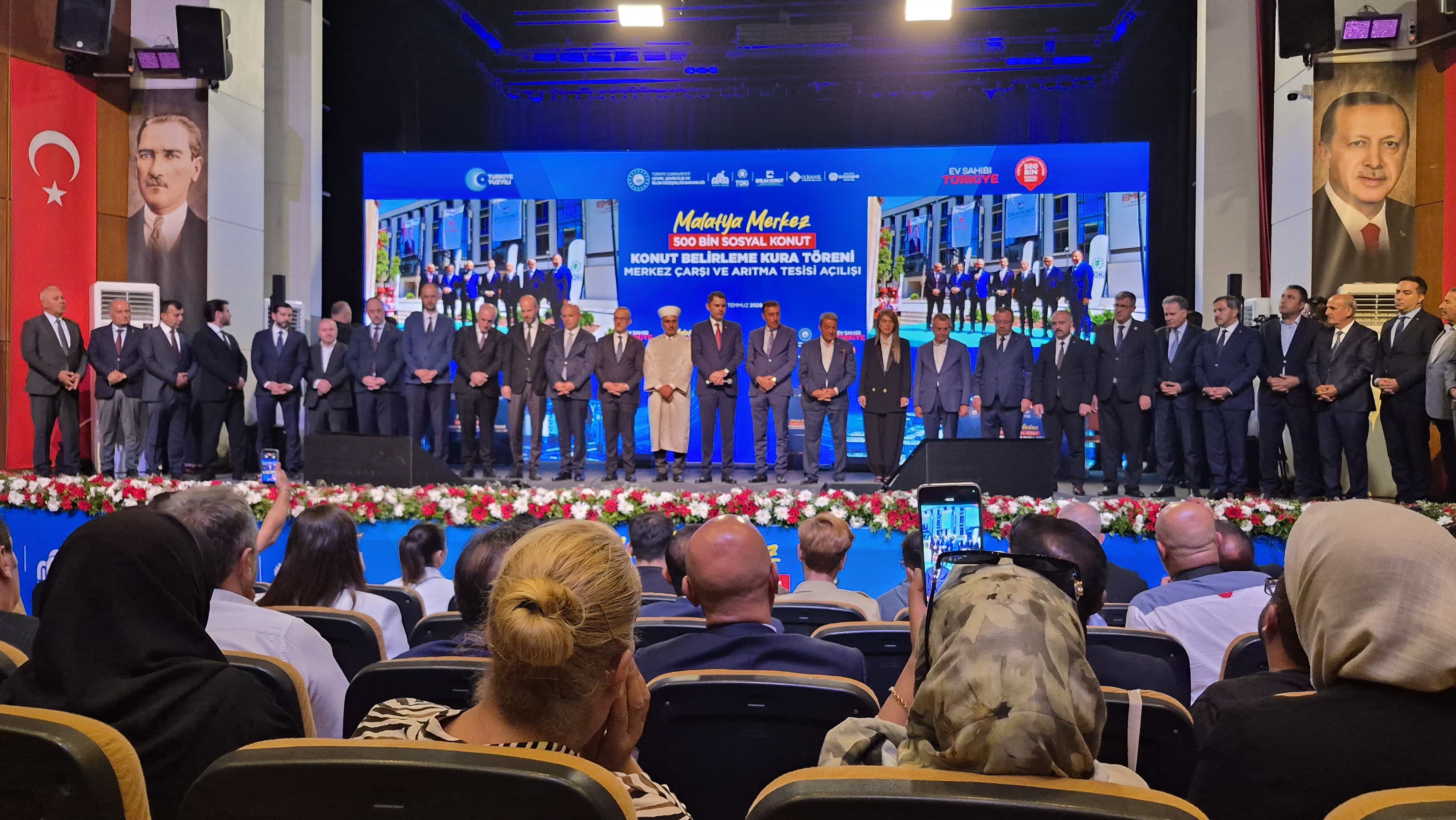 Bakan Murat Kurum Deprem Konutları