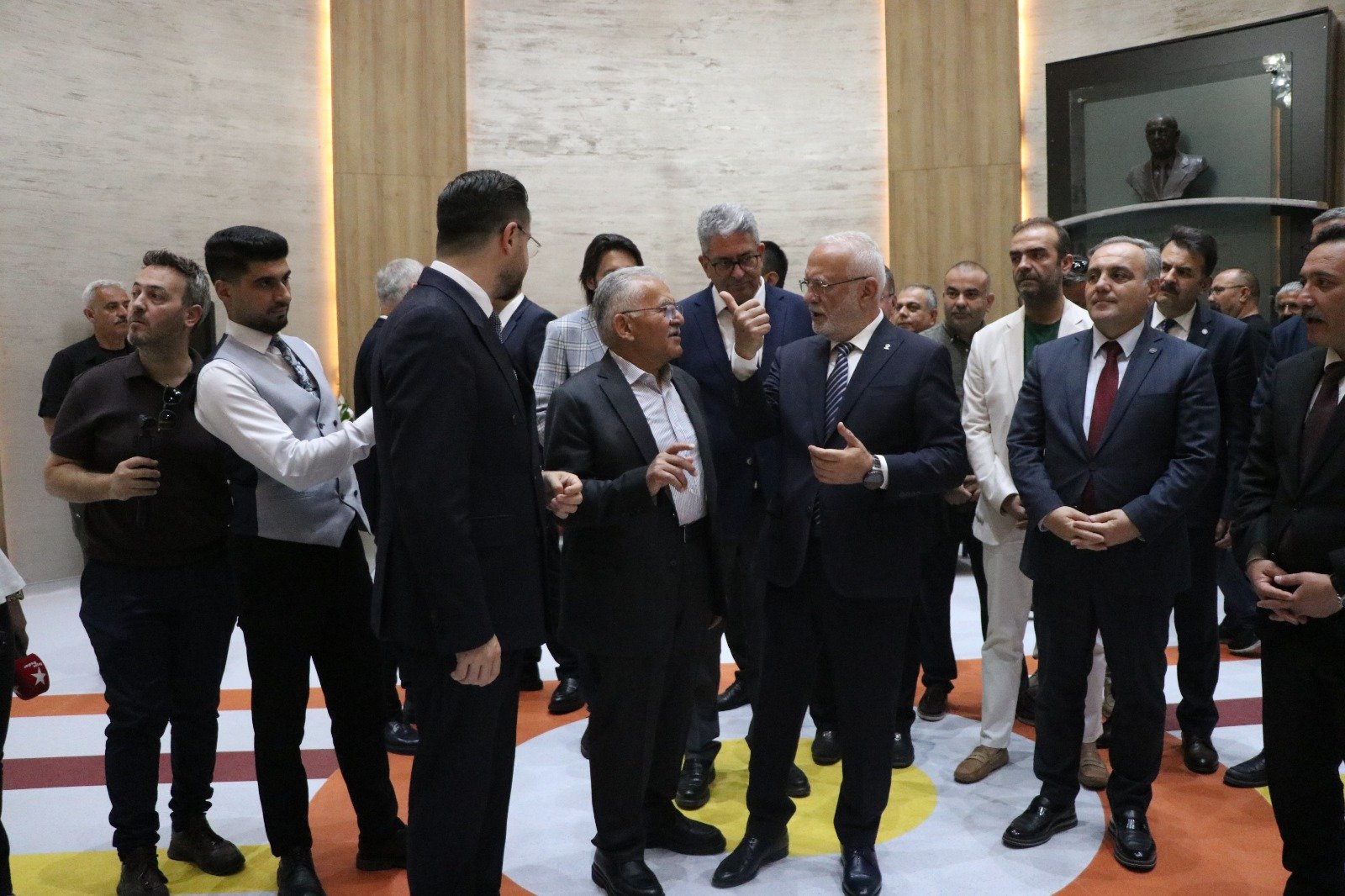 AK Parti Genel Başkanvekili Mustafa Elitaş
