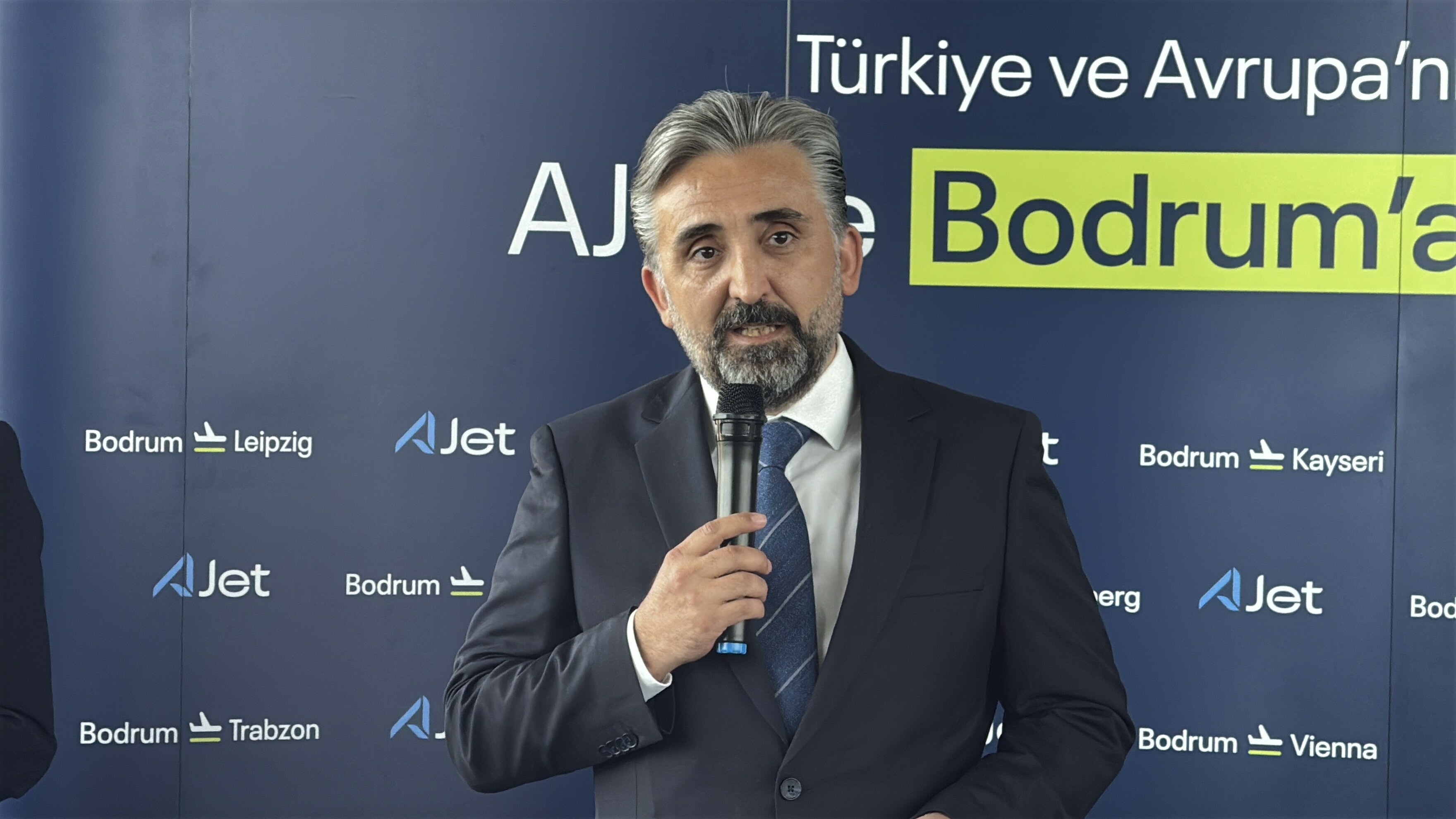 Tören sonrası hatıra fotoğrafı