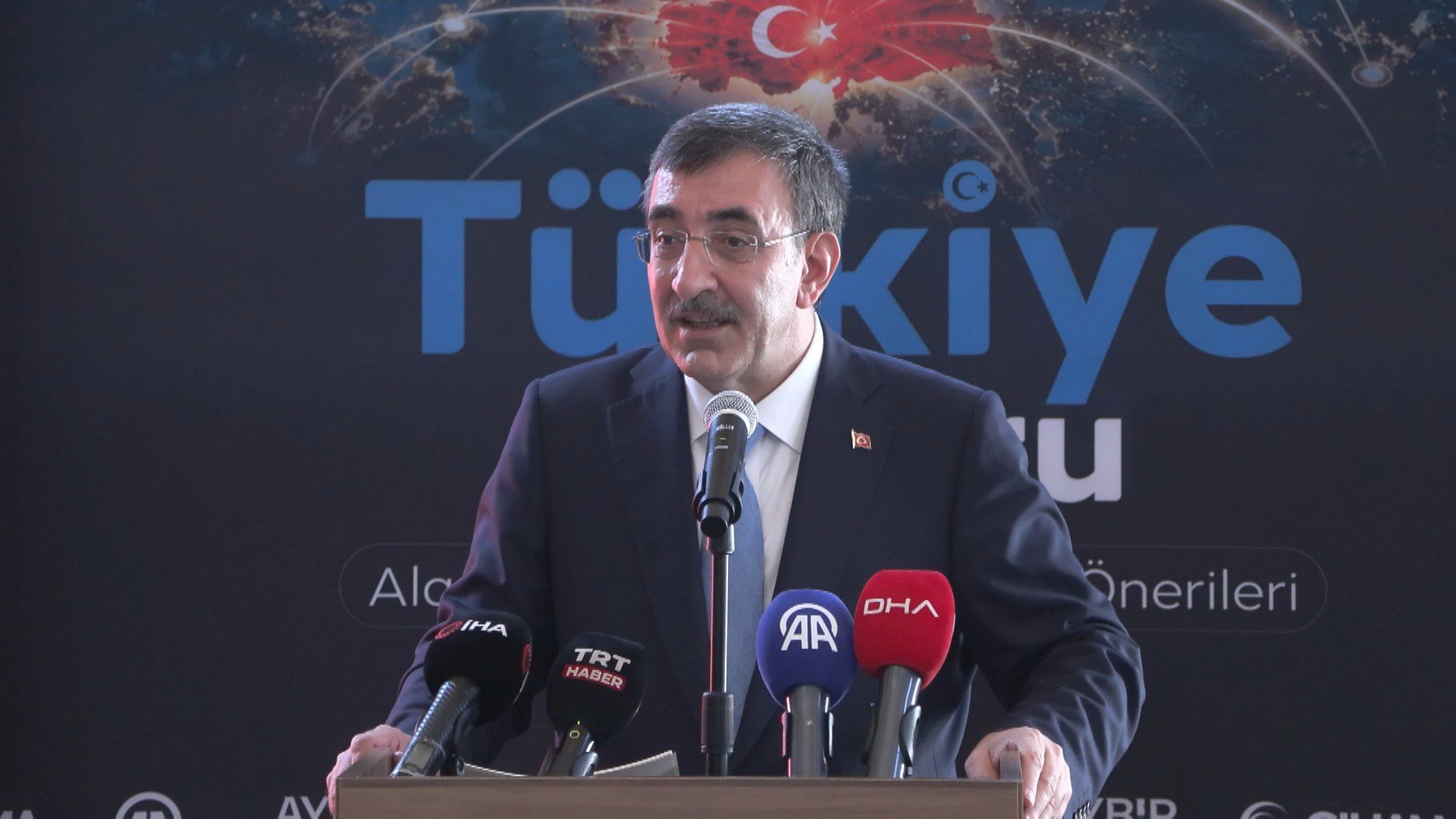 Cevdet Yılmaz programda