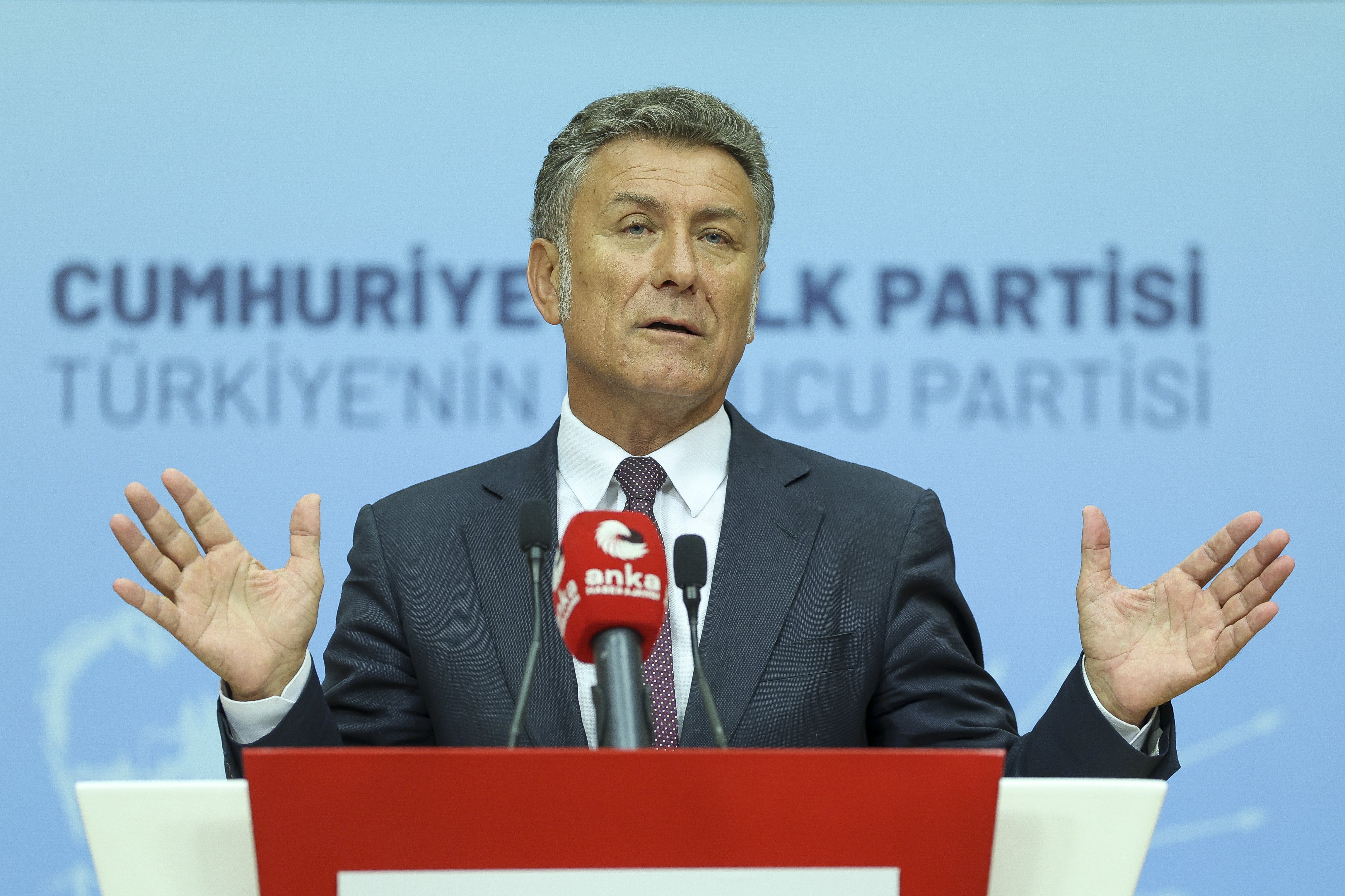 CHP Genel Başkan Yardımcısı Orhan Sarıbal basın toplantısı düzenledi