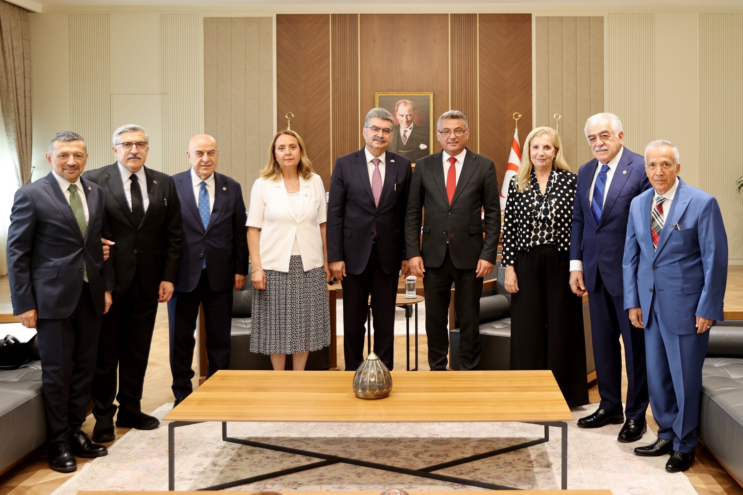 KKTC Cumhurbaşkanı Tufan Erhürman, Türkiye-KKTC Parlamentolar Arası Dostluk Grubu Başkanı Orhan Erdem ve beraberindeki heyeti kabul etti
