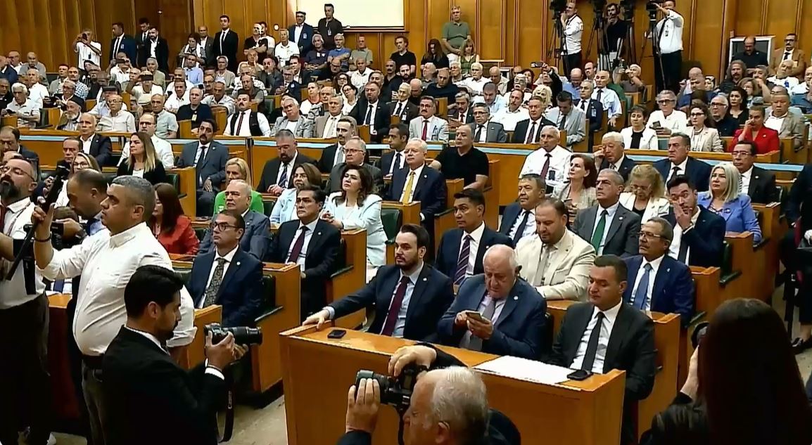 Müsavat Dervişoğlu, TBMM grup toplantısında konuşuyor.