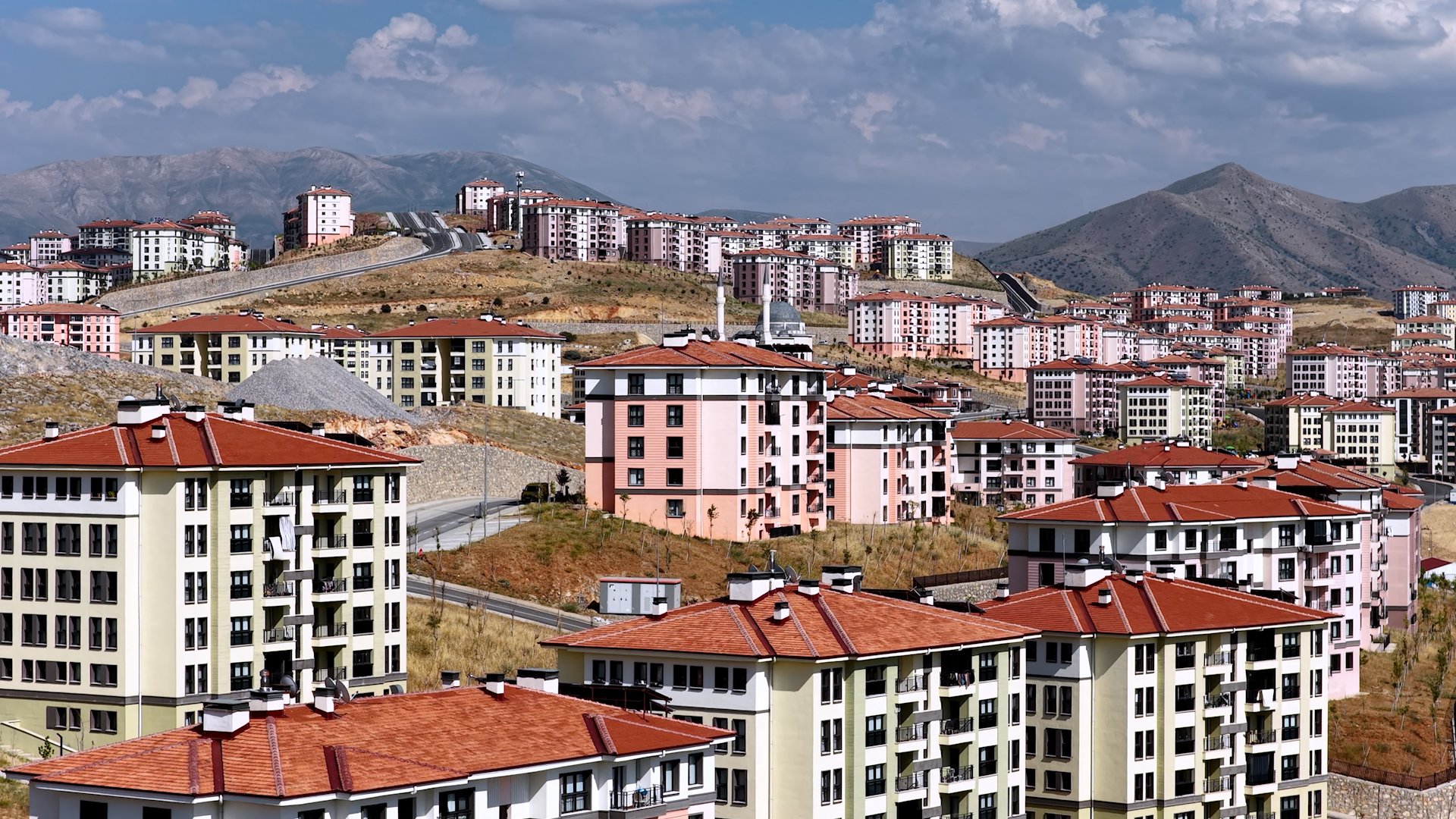Bakan Murat Kurum sosyal konut projesi tanıtımı.