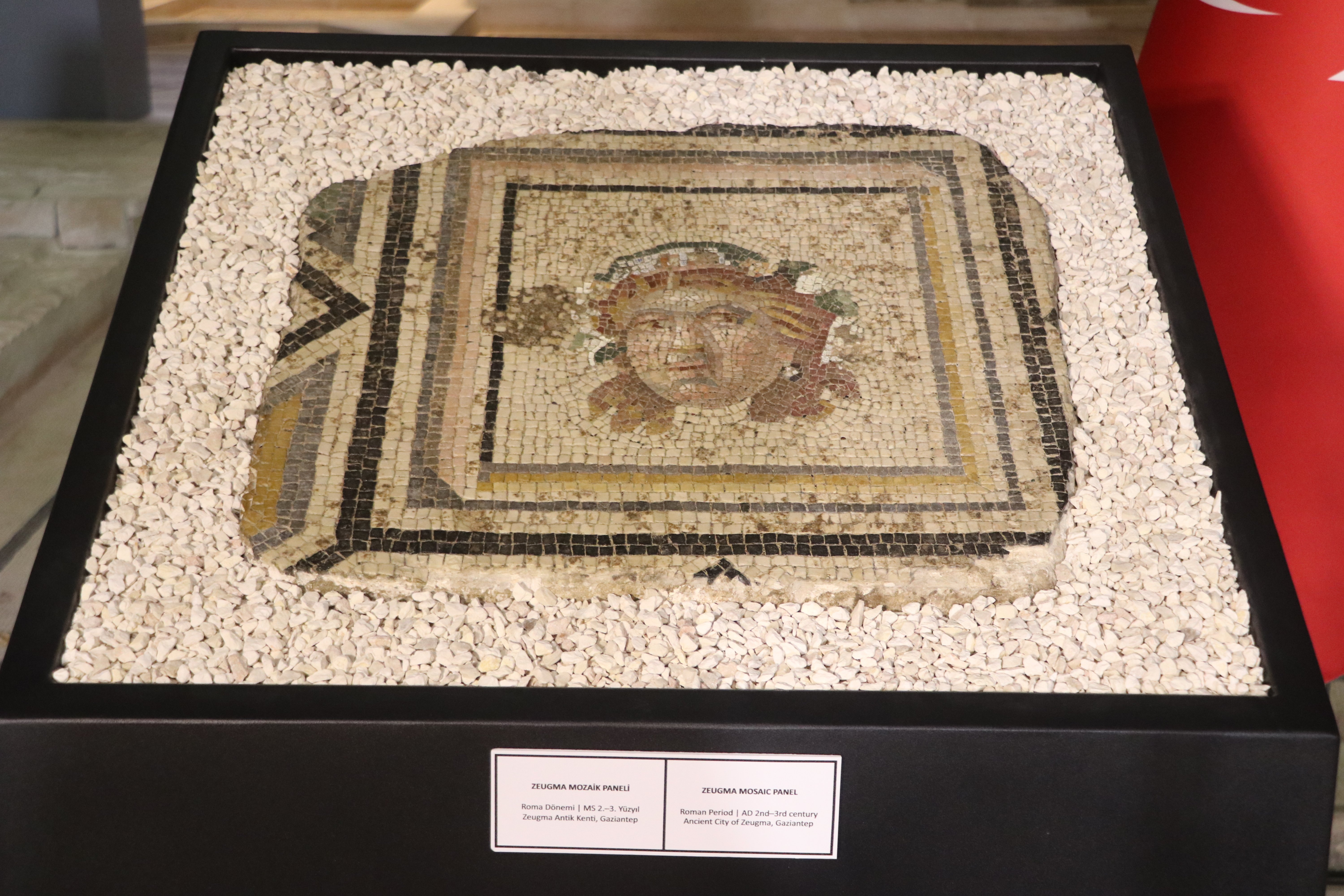 Mehmet Nuri Ersoy Çingene Kızı Mozaiği