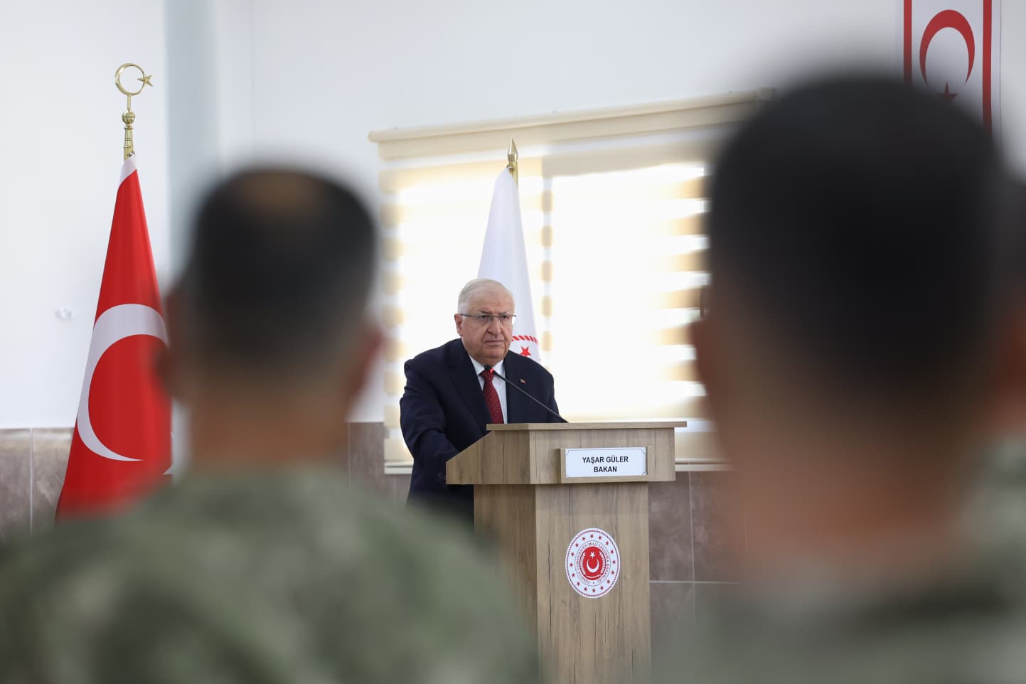 Milli Savunma Bakanı Yaşar Güler