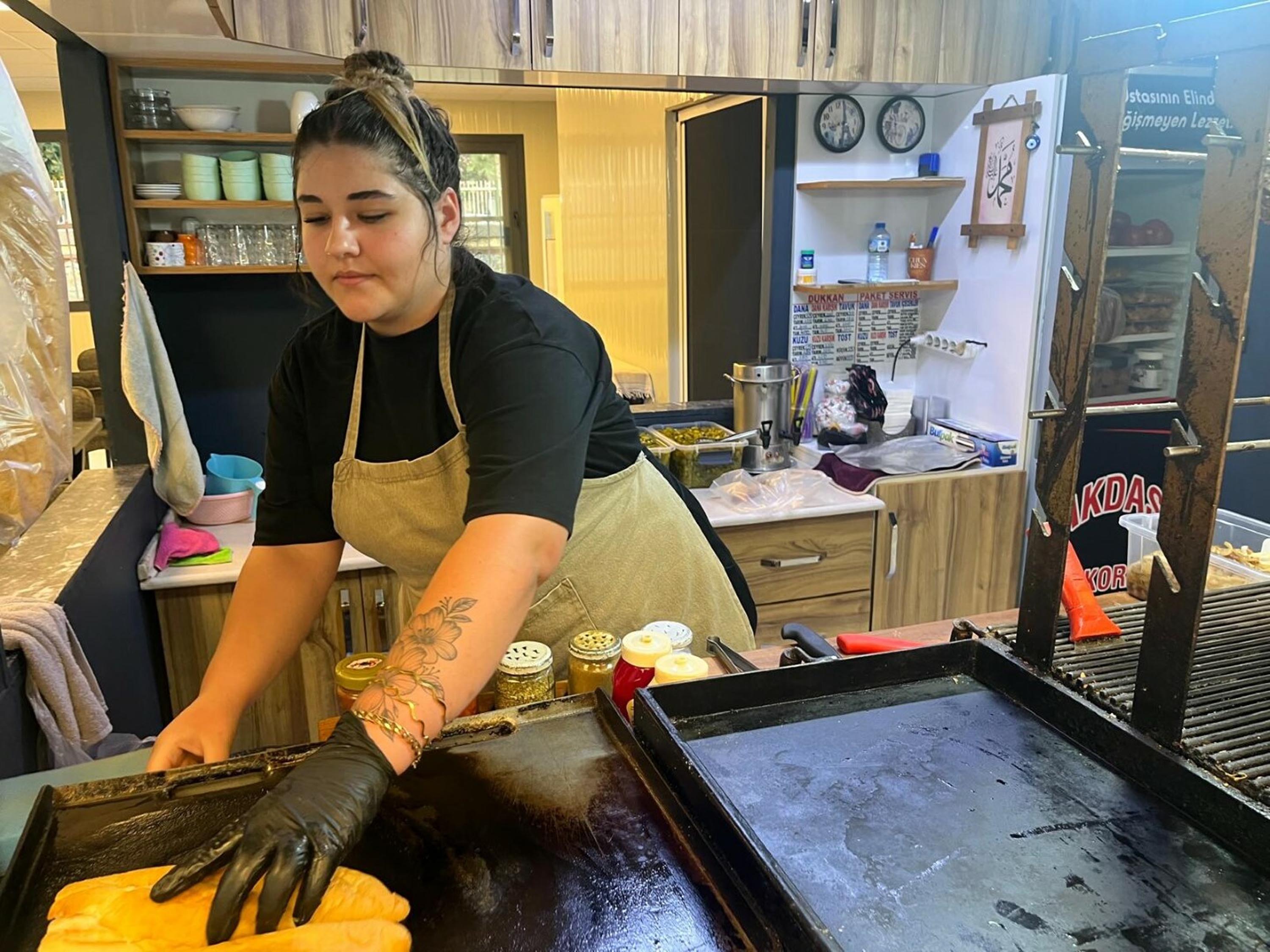 Kurtuluş Sokak Kadın Esnafları