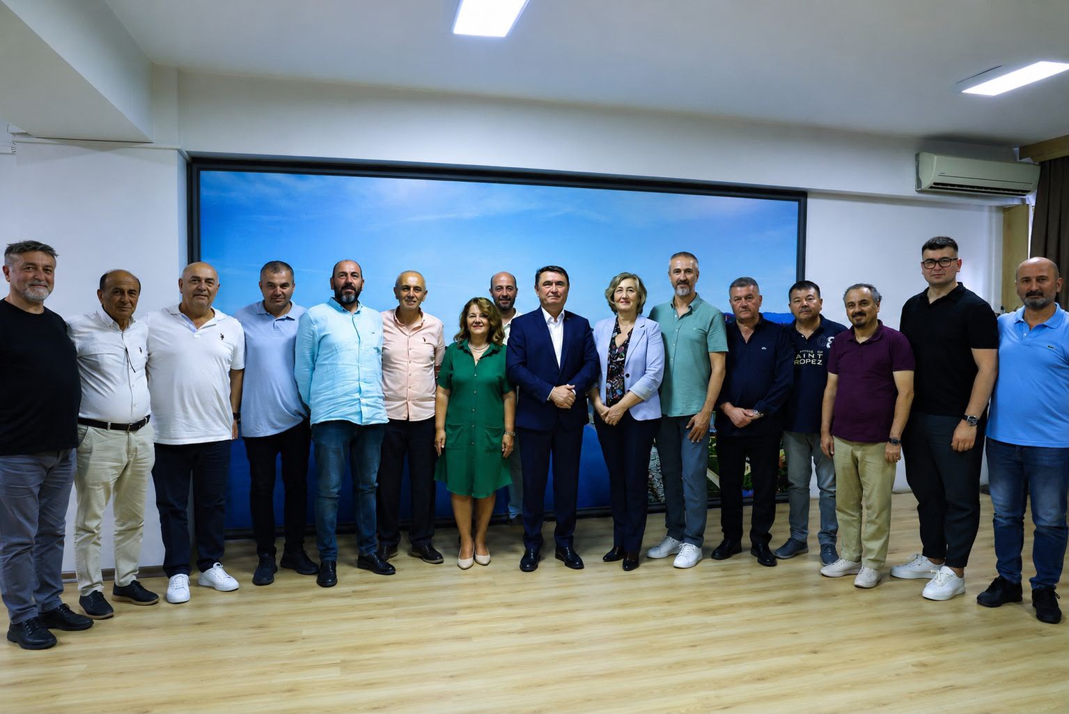 Zonguldak Belediye Başkanı Tahsin Erdem ve 16 meclis üyesi CHP istifası