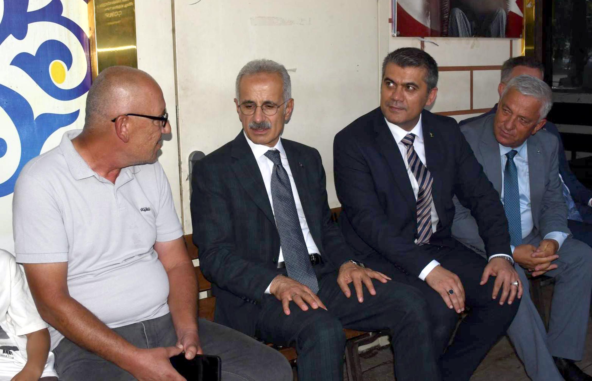 Bakan Uraloğlu toplantıda konuşuyor