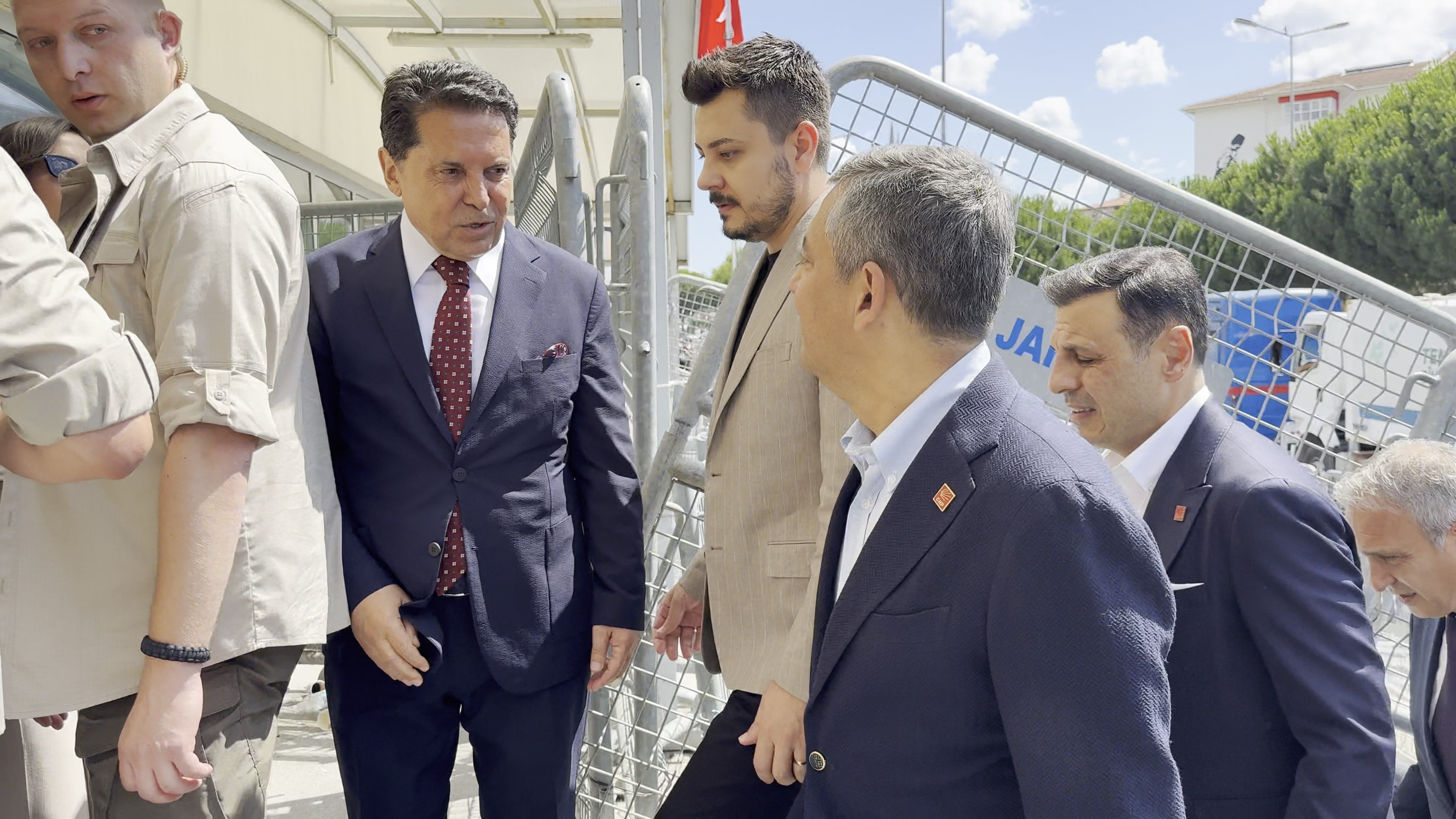 Özgür Özel, Silivri