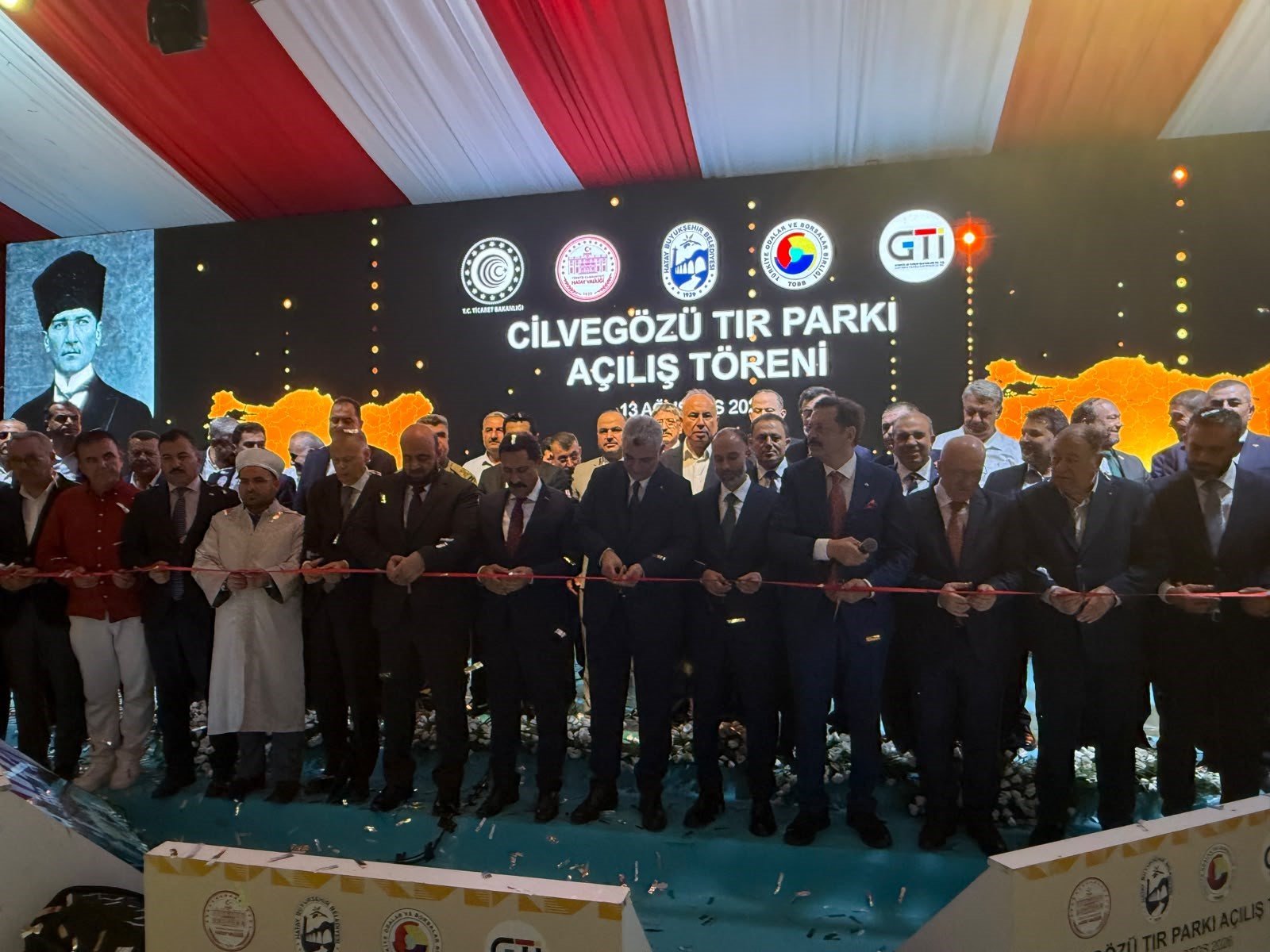 Ömer Bolat Cilvegözü TIR Parkı açılışında protokol ile