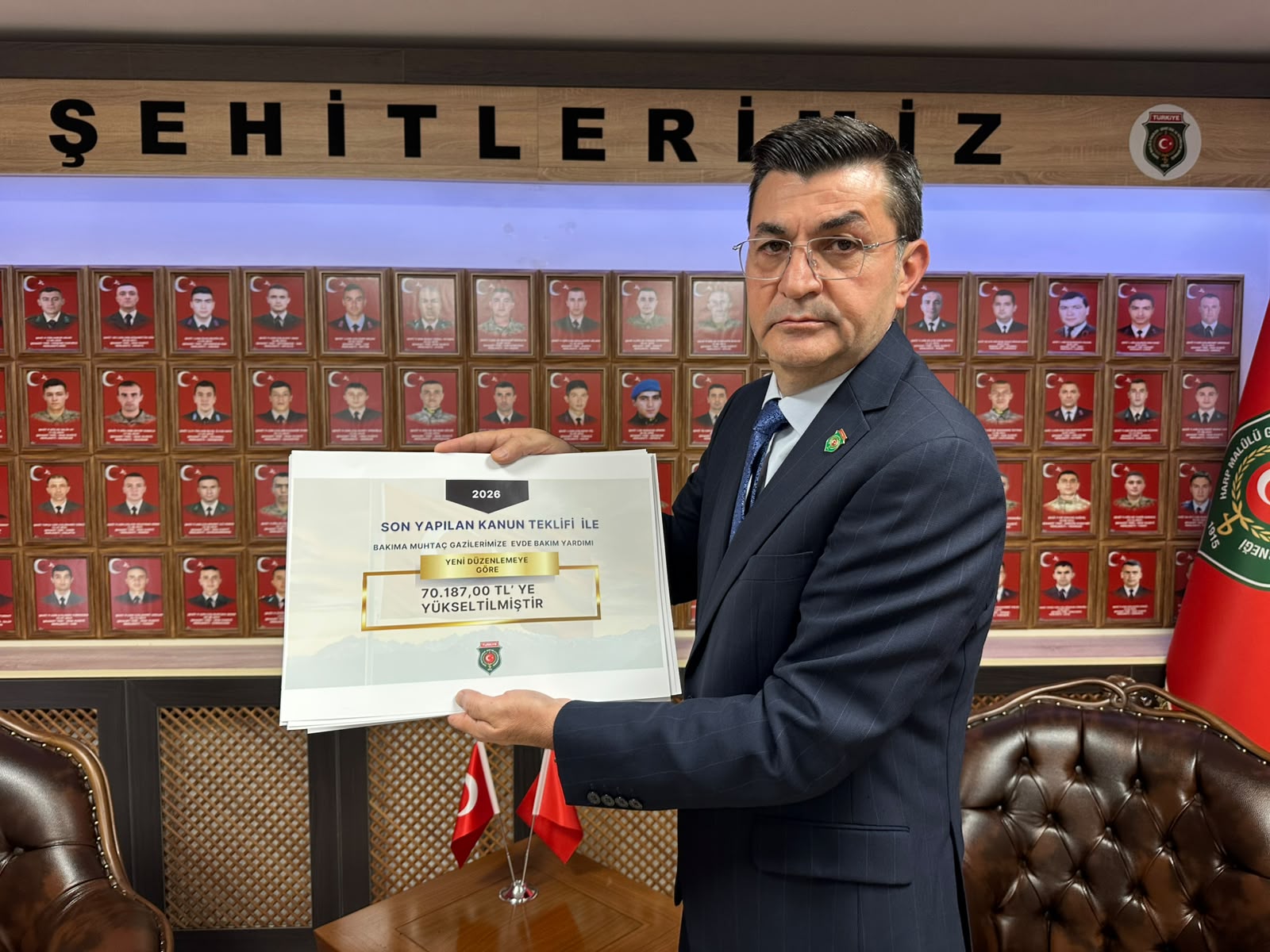 Türkiye Harp Malulü Gaziler ve Şehit Dul ve Yetimleri Derneği Başkanı Mustafa Işık konuşuyor