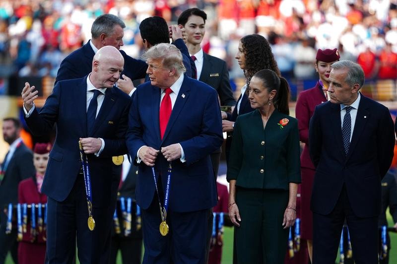 Donald Trump FIFA Infantino destek