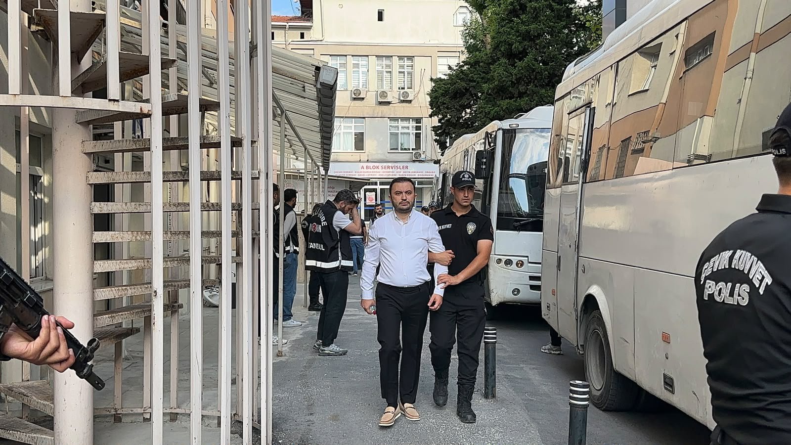 Mahkeme binası