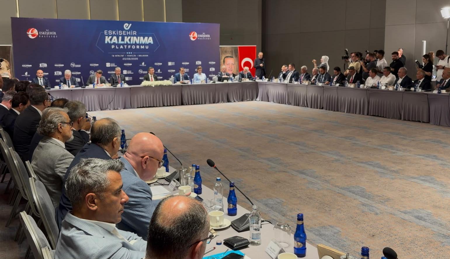 Ekonomi istişare toplantısı