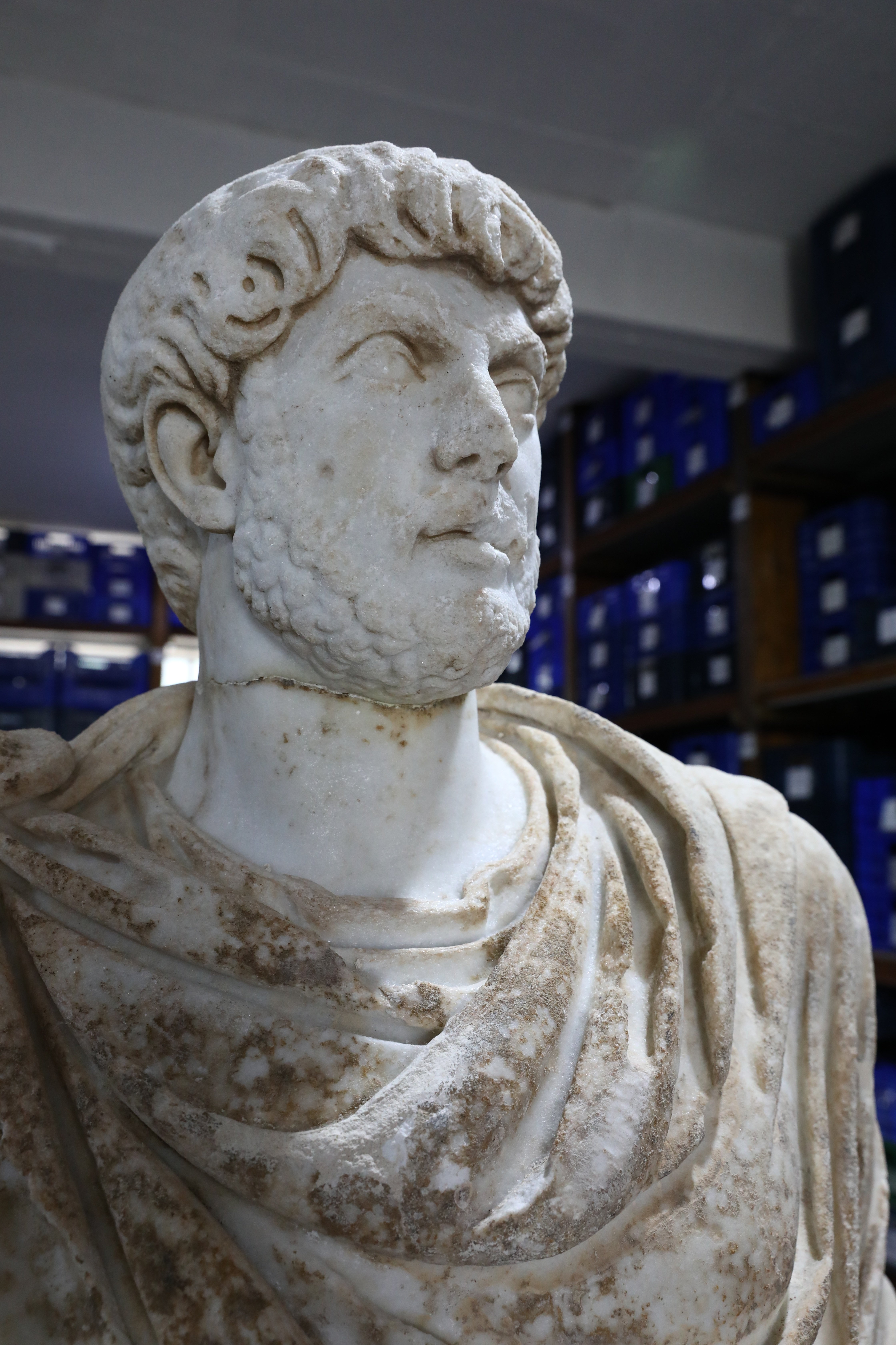 Kibyra Antik Kenti kazı çalışmaları Hadrianus heykeli