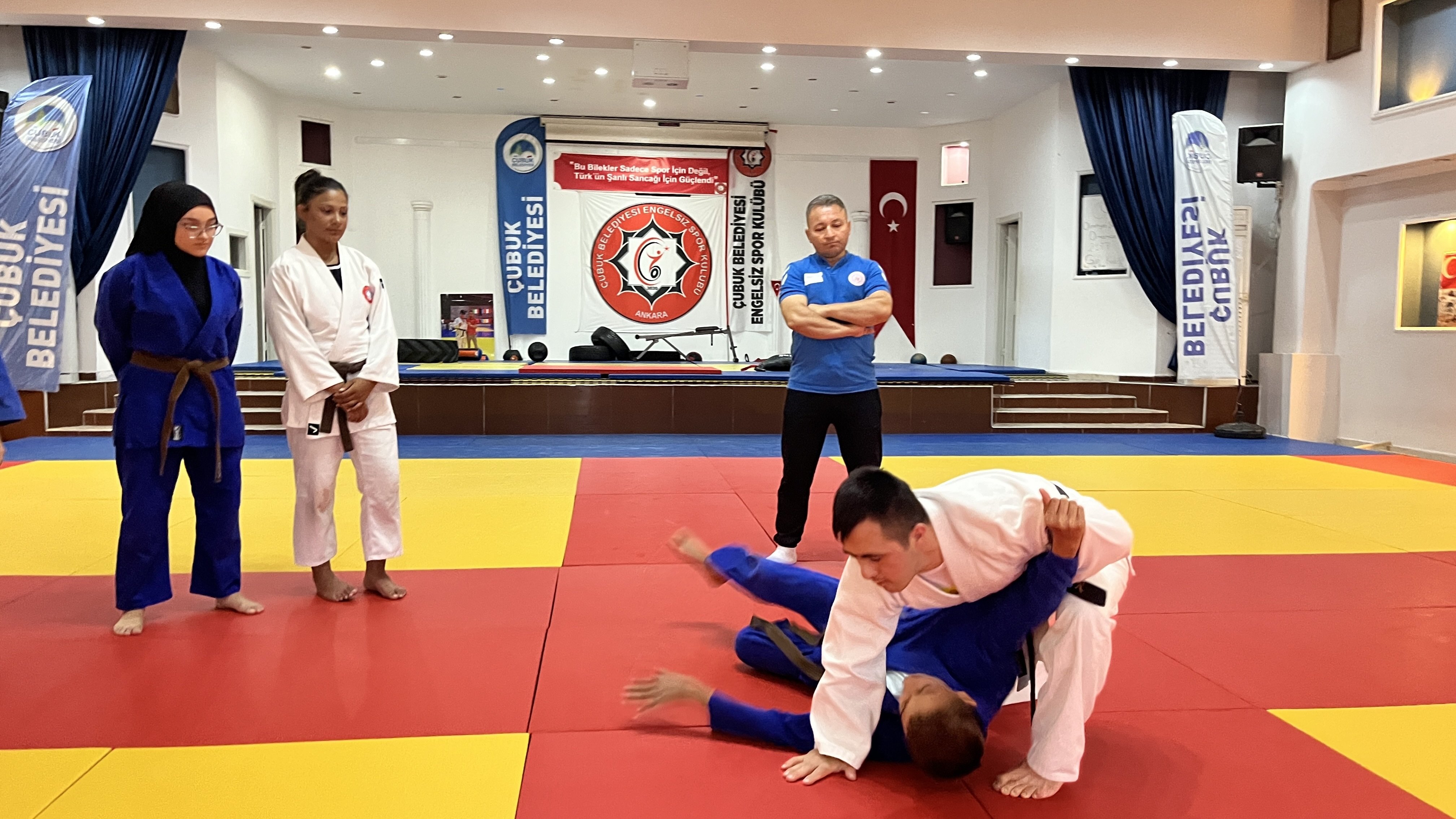Down sendromlu Ahmet Ünal judoda dünya şampiyonu oldu
