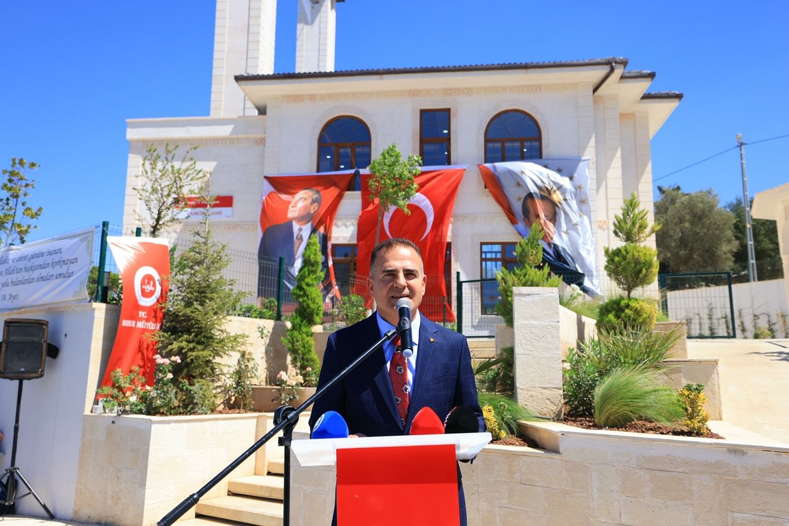 Mevlüt Çavuşoğlu Çamlık Camii açılışında