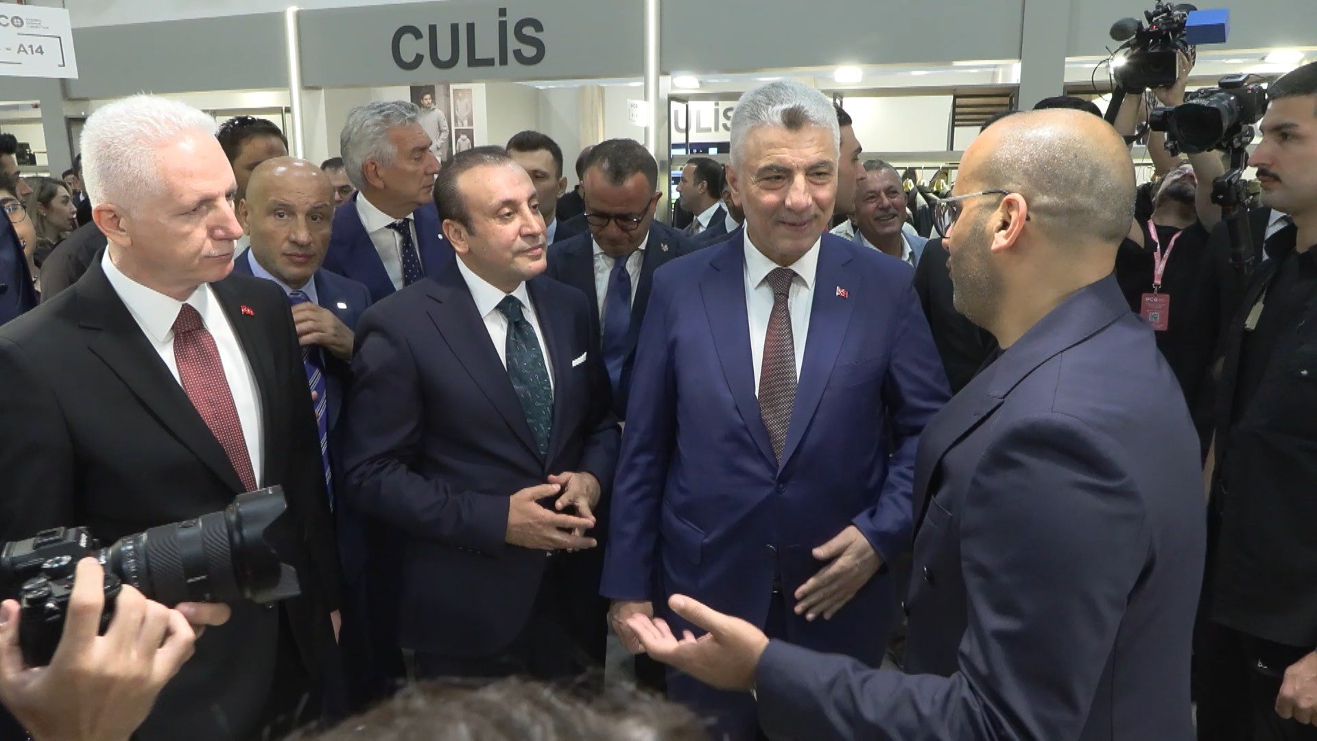 Bakan Bolat Fuar Açılışında