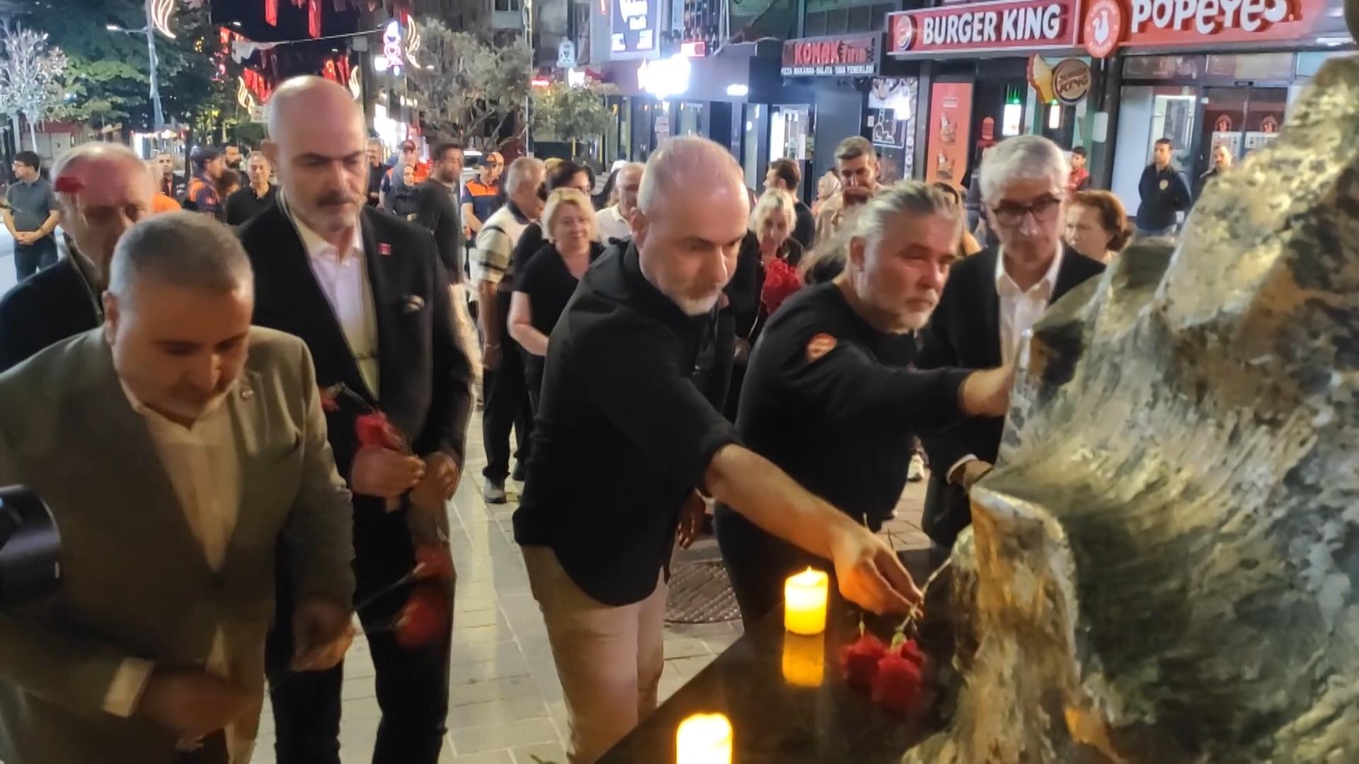 Avcılar Deprem Anıtı anma töreni