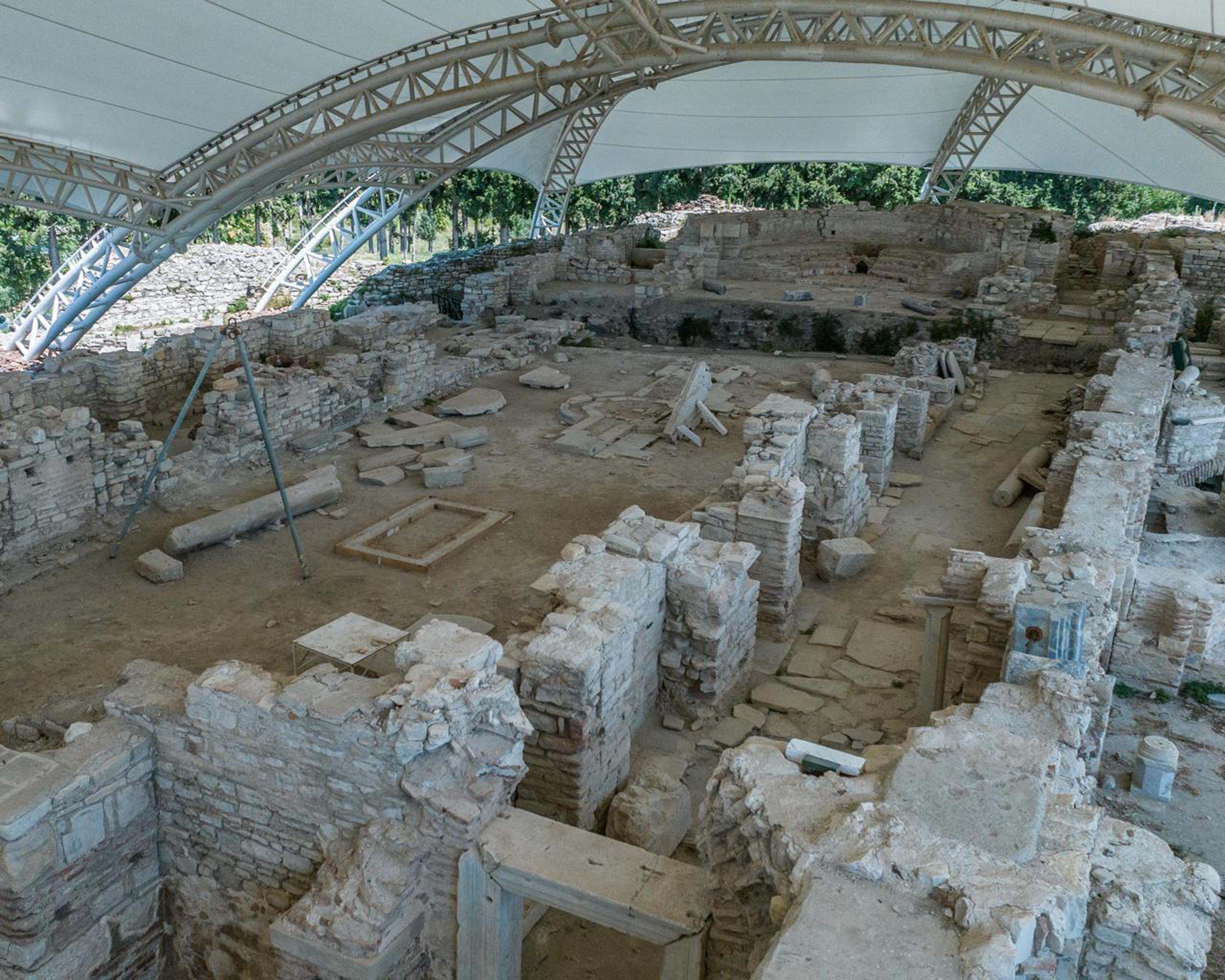 Kadıkalesi-Anaia Höyüğü kazı alanı