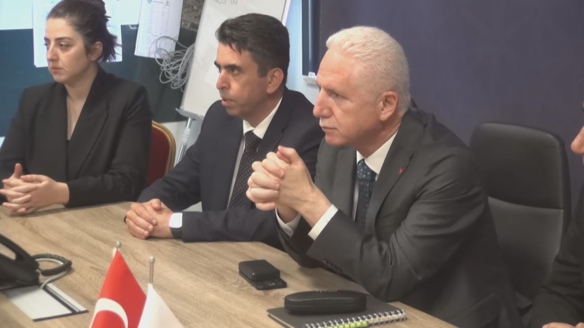İstanbul Valisi Davut Gül Silivri yangın bölgesinde incelemelerde bulundu