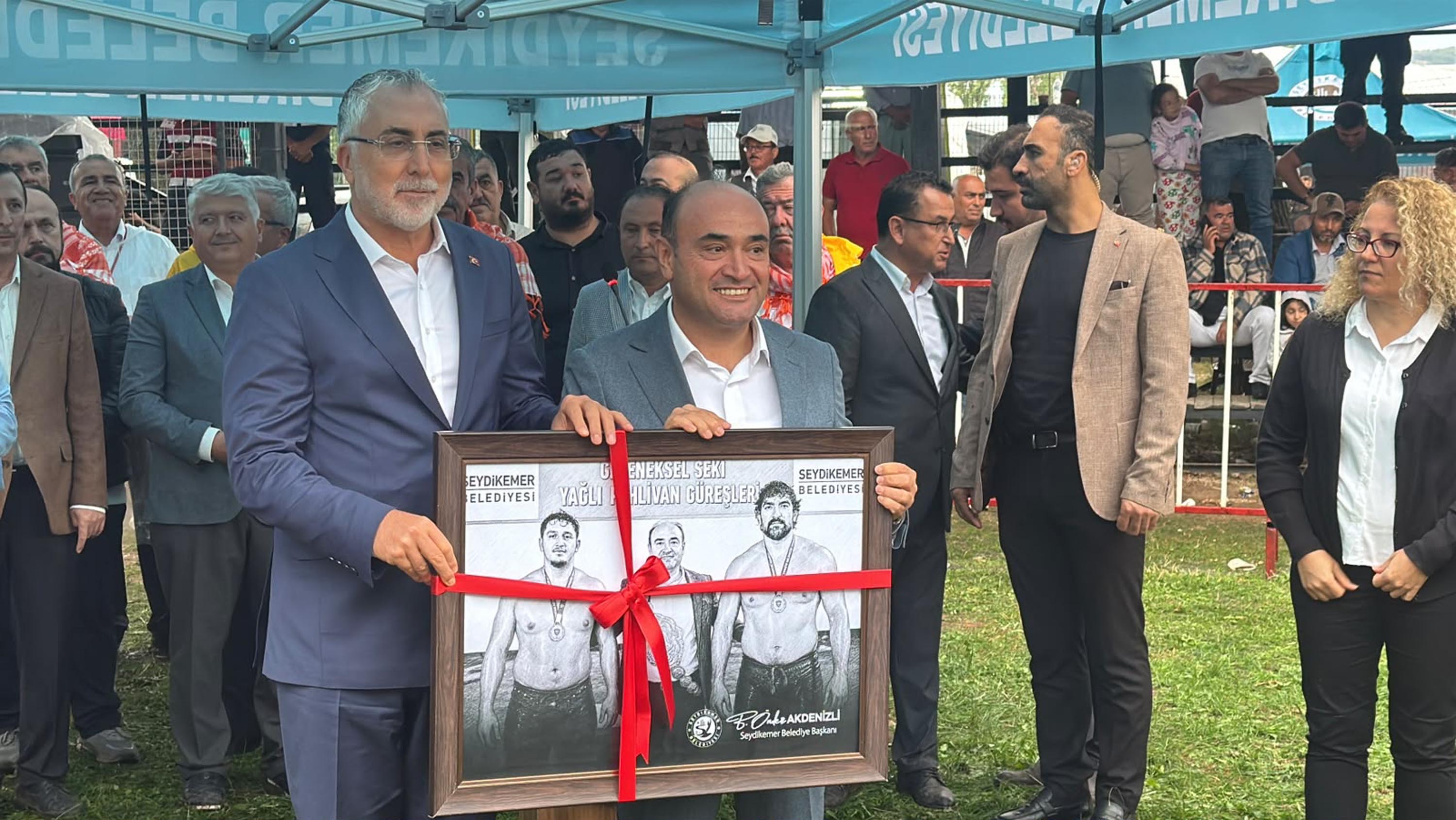 Bakan Işıkhan: Ata Sporlarımızı ve Milli Sporcularımızı Desteklemeye Devam Edeceğiz