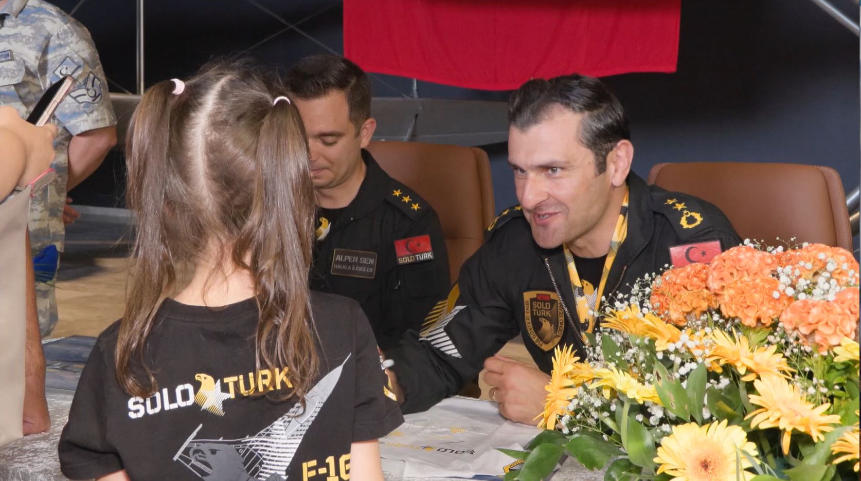 SOLOTÜRK pilotları hayranlarıyla buluştu