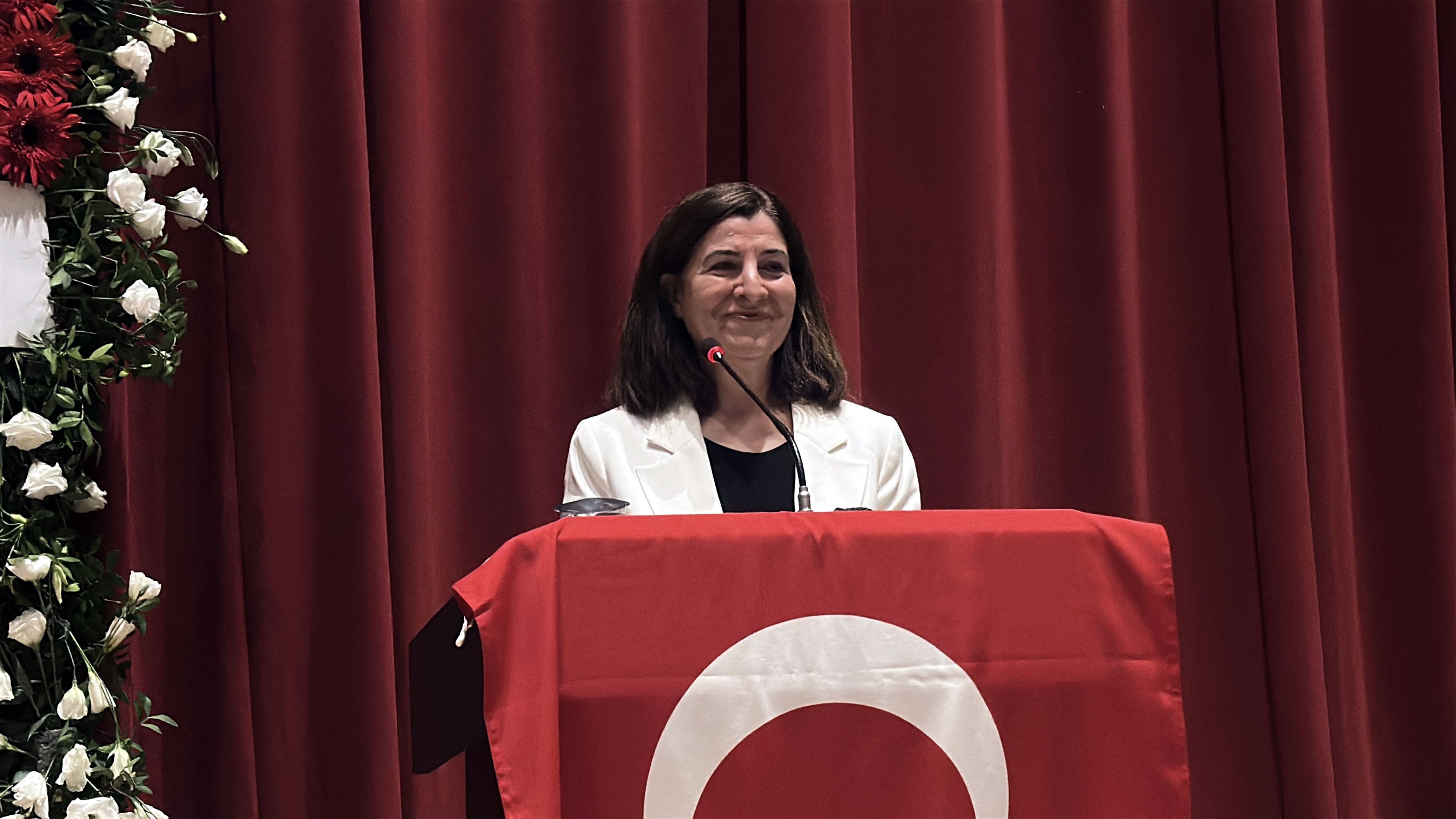 Ahmet Biçer konuşuyor
