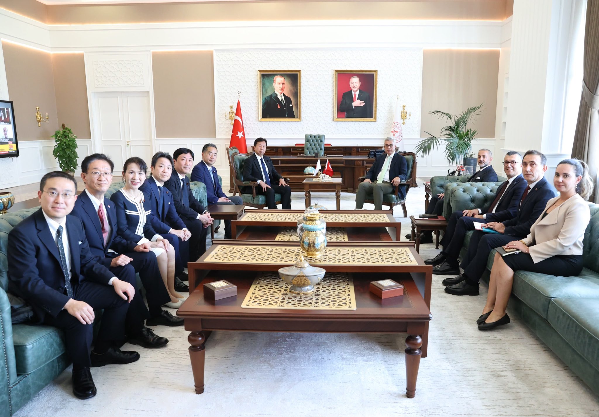 Bakan Memişoğlu, Japonya Temsilciler Meclisi Üyesi Masaki Ogushi ile görüştü