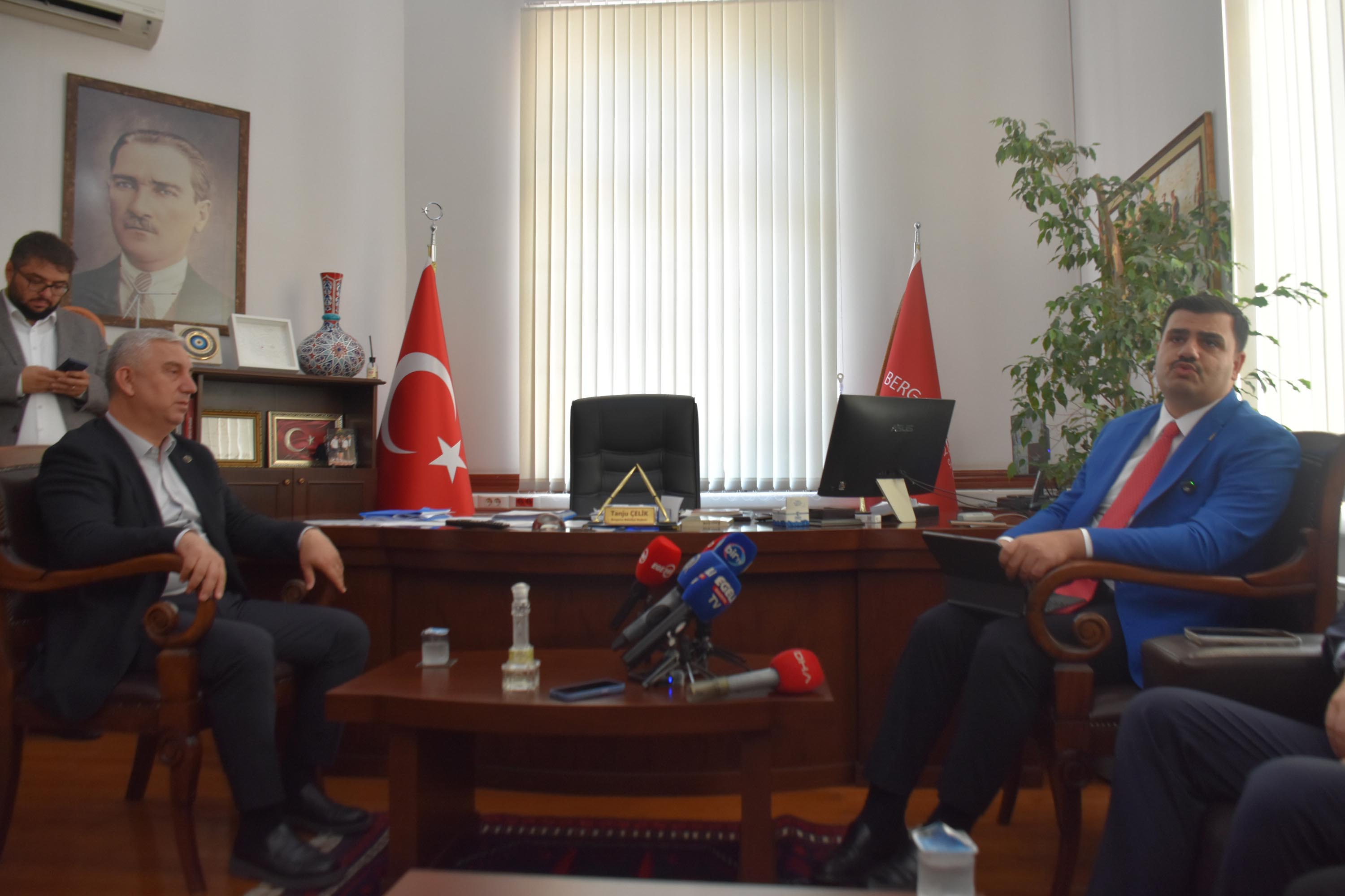 Eyyüp Kadir İnan kredi destekleri açıklaması