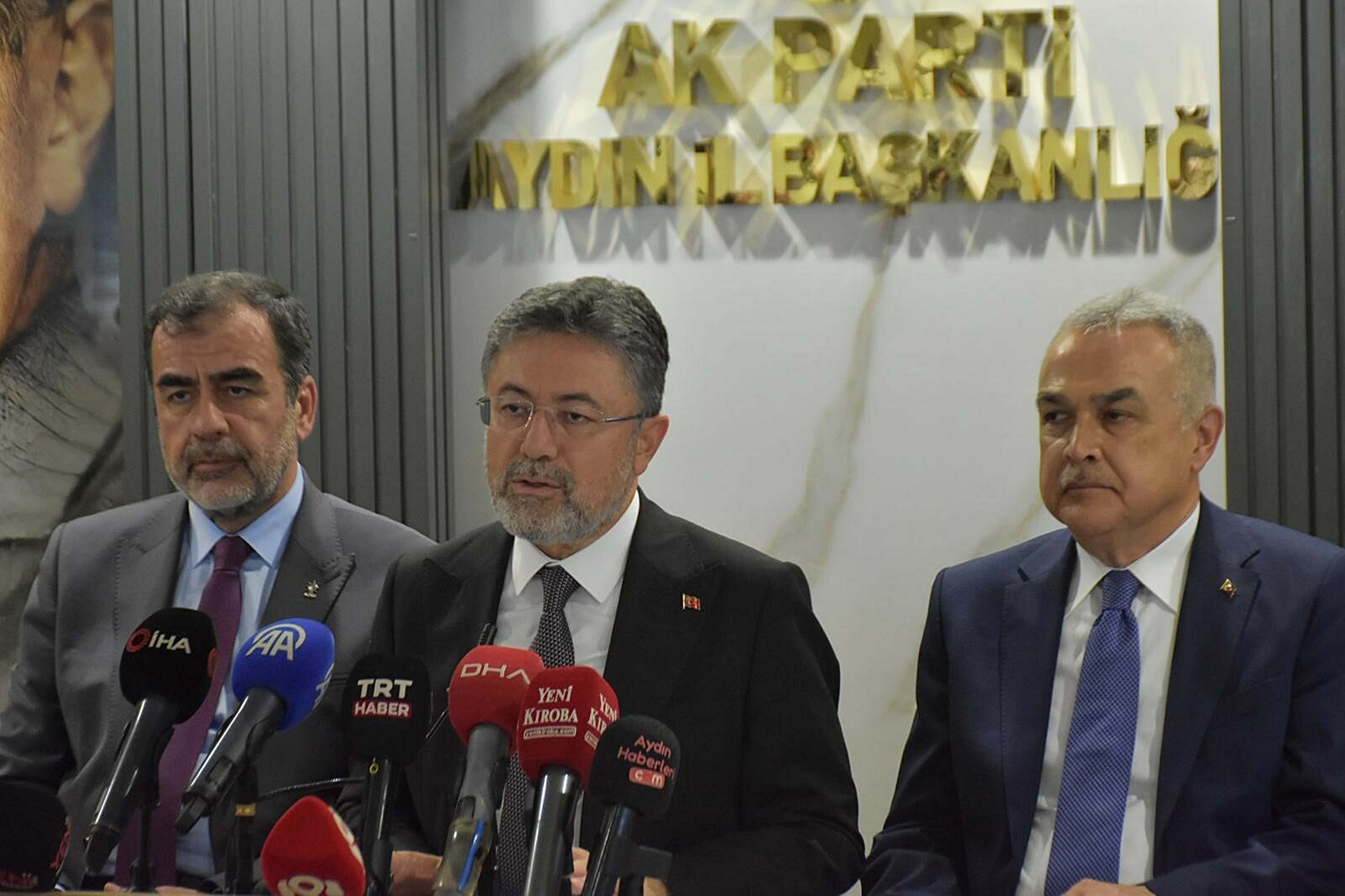 Bakan Yumaklı