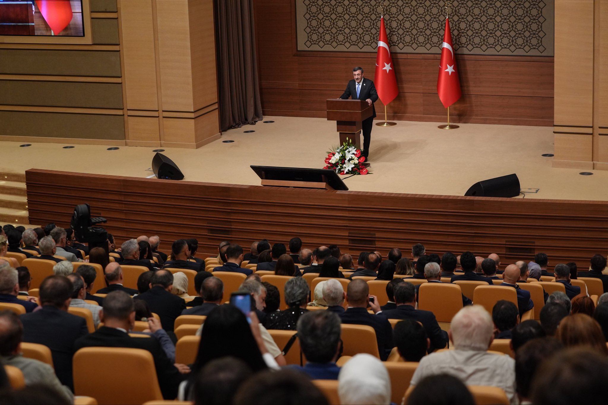 Anadolu Medya Ödülleri Cevdet Yılmaz konuşma