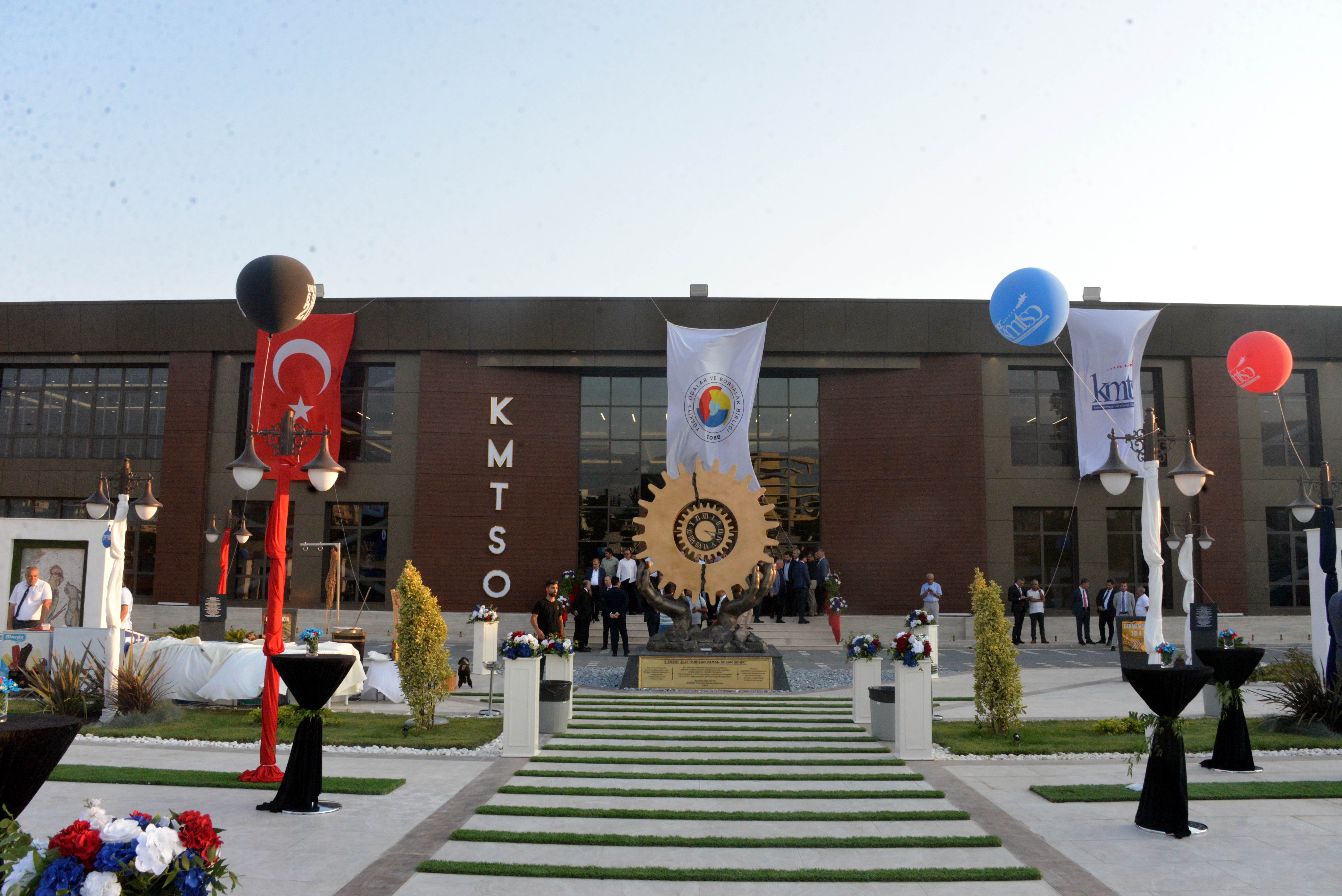 Kahramanmaraş Sanayi ve Ticaret Odası yenilenen bina