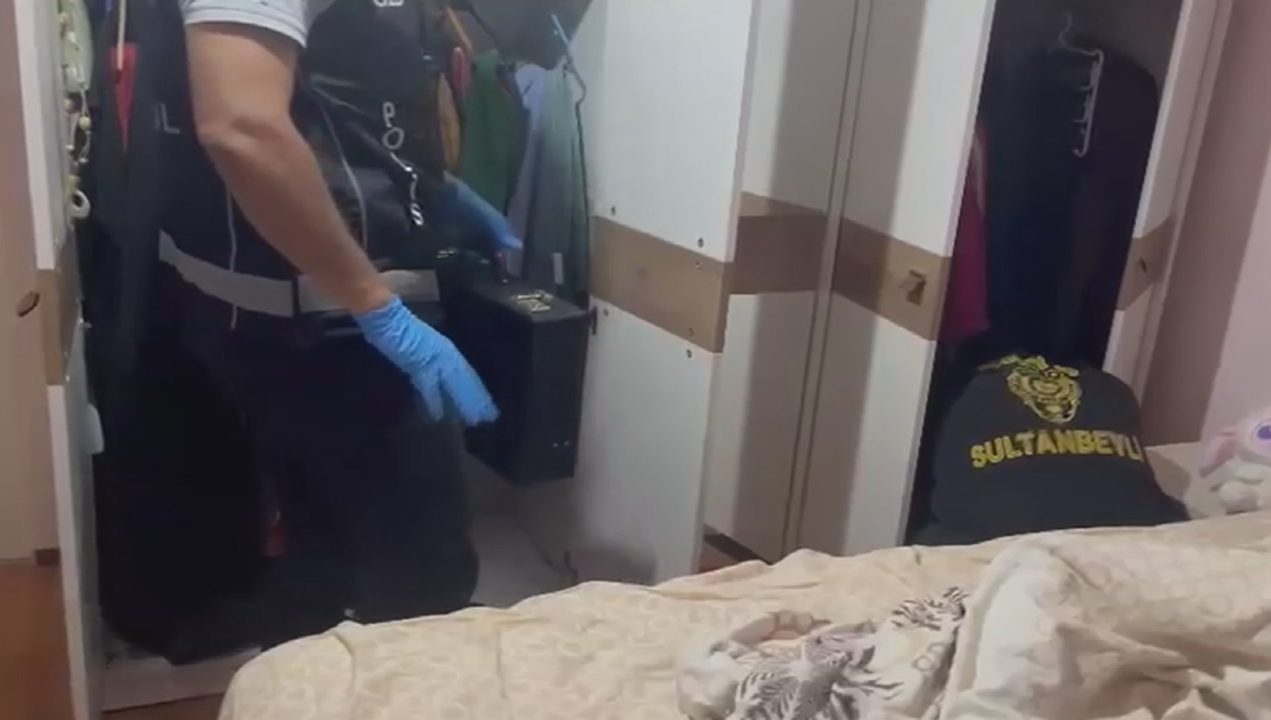 Polis operasyonu