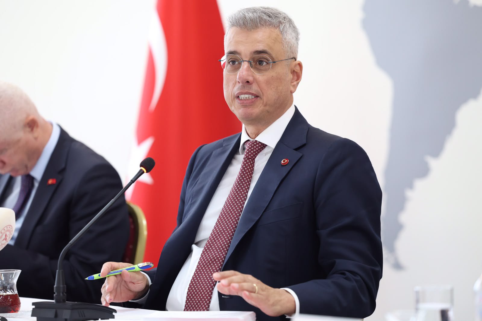 Sağlık Bakanı Kemal Memişoğlu