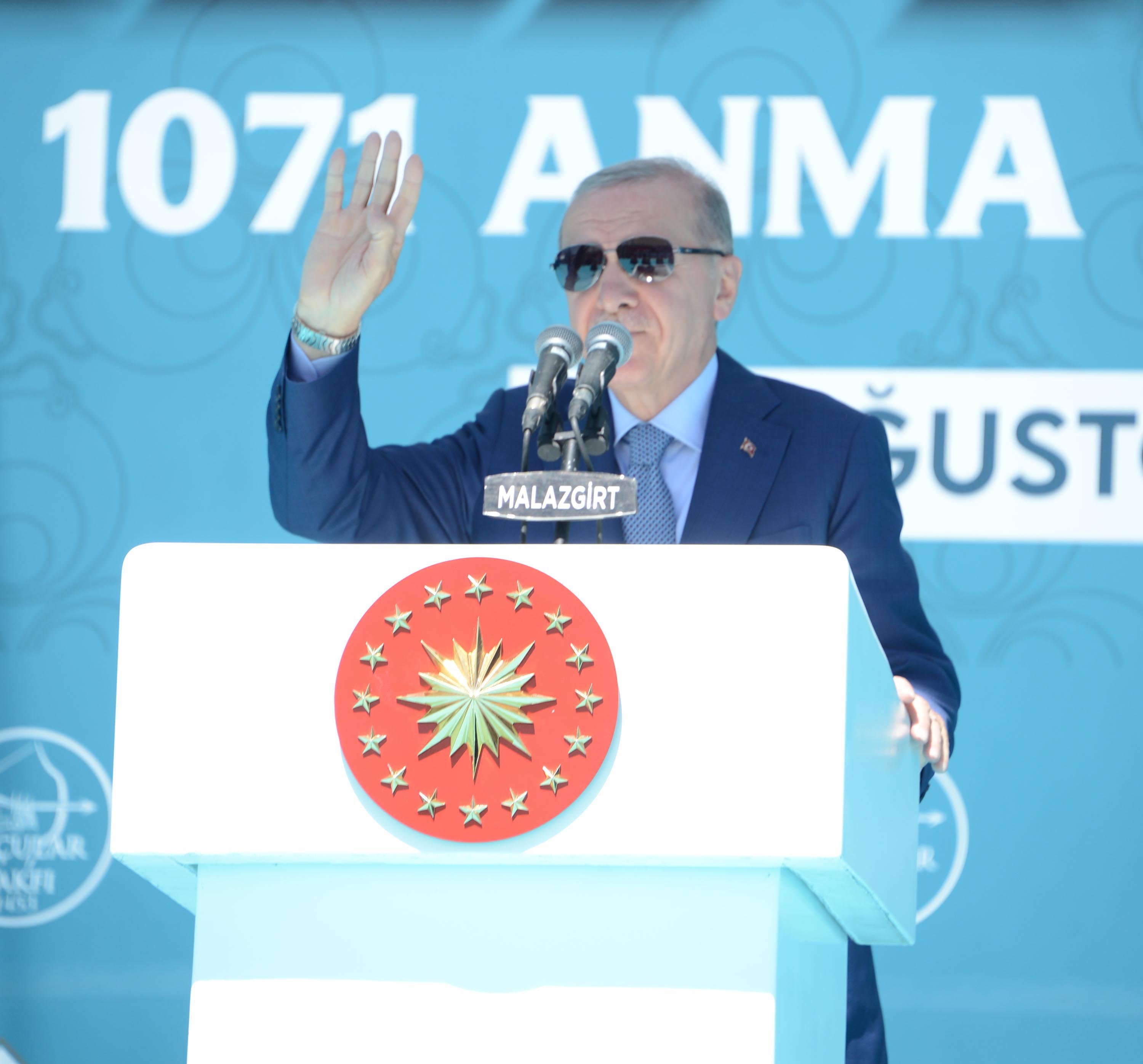 Malazgirt programında mehteran takımı gösterisi