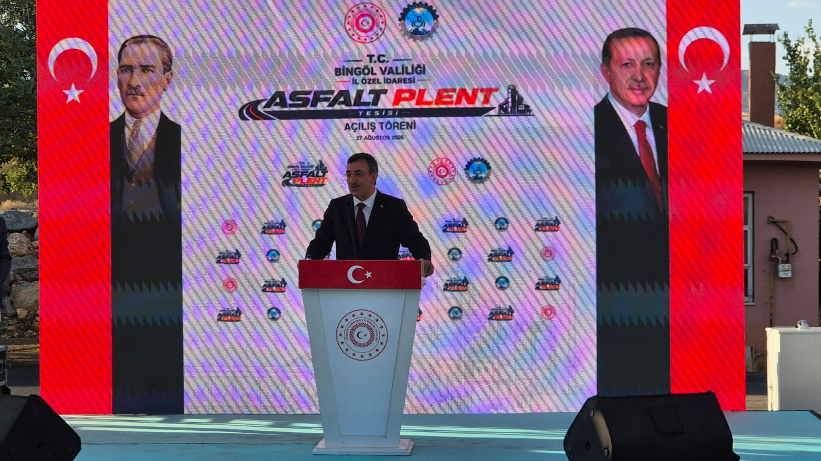 Cevdet Yılmaz açılış töreninde konuşuyor