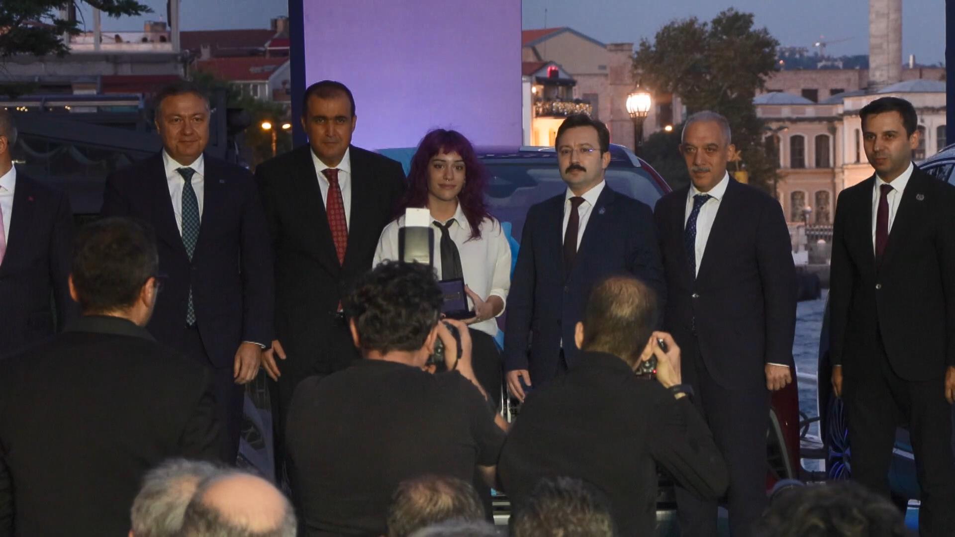 YKS birincileri Togg töreni