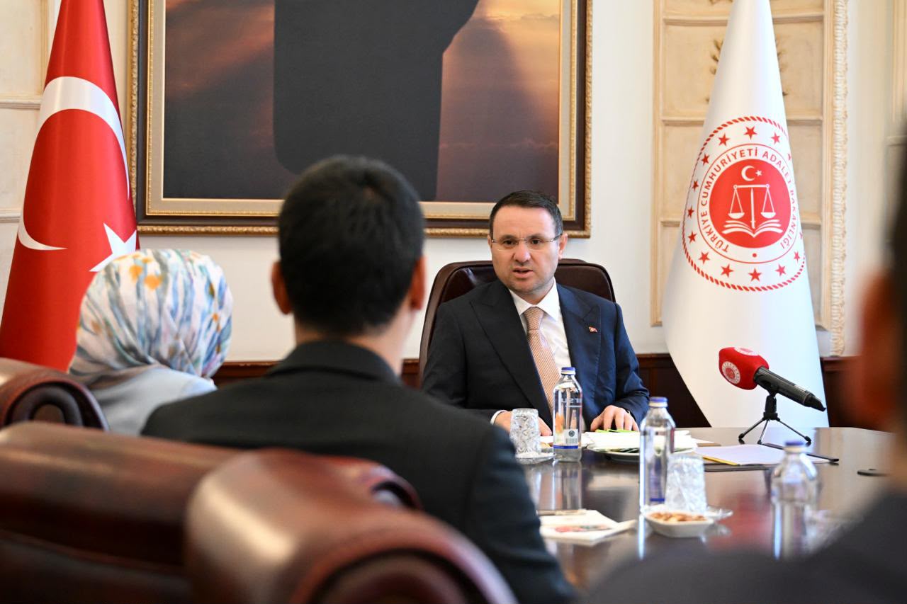 Adalet Bakanı Akın Gürlek, Muhsin Yazıcıoğlu ailesiyle görüştü