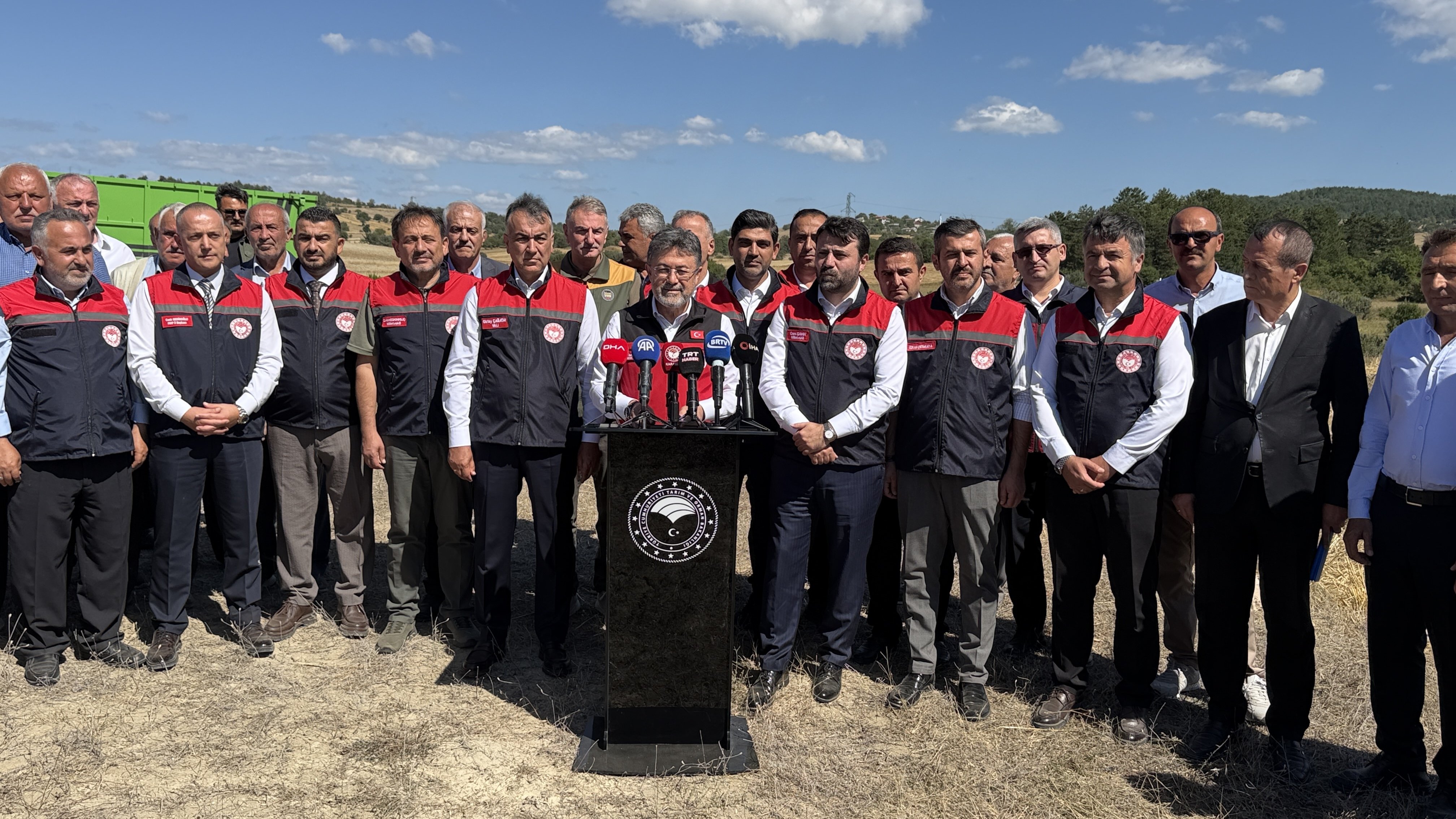 Bakan Yumaklı anız yangınları uyarısı yapıyor