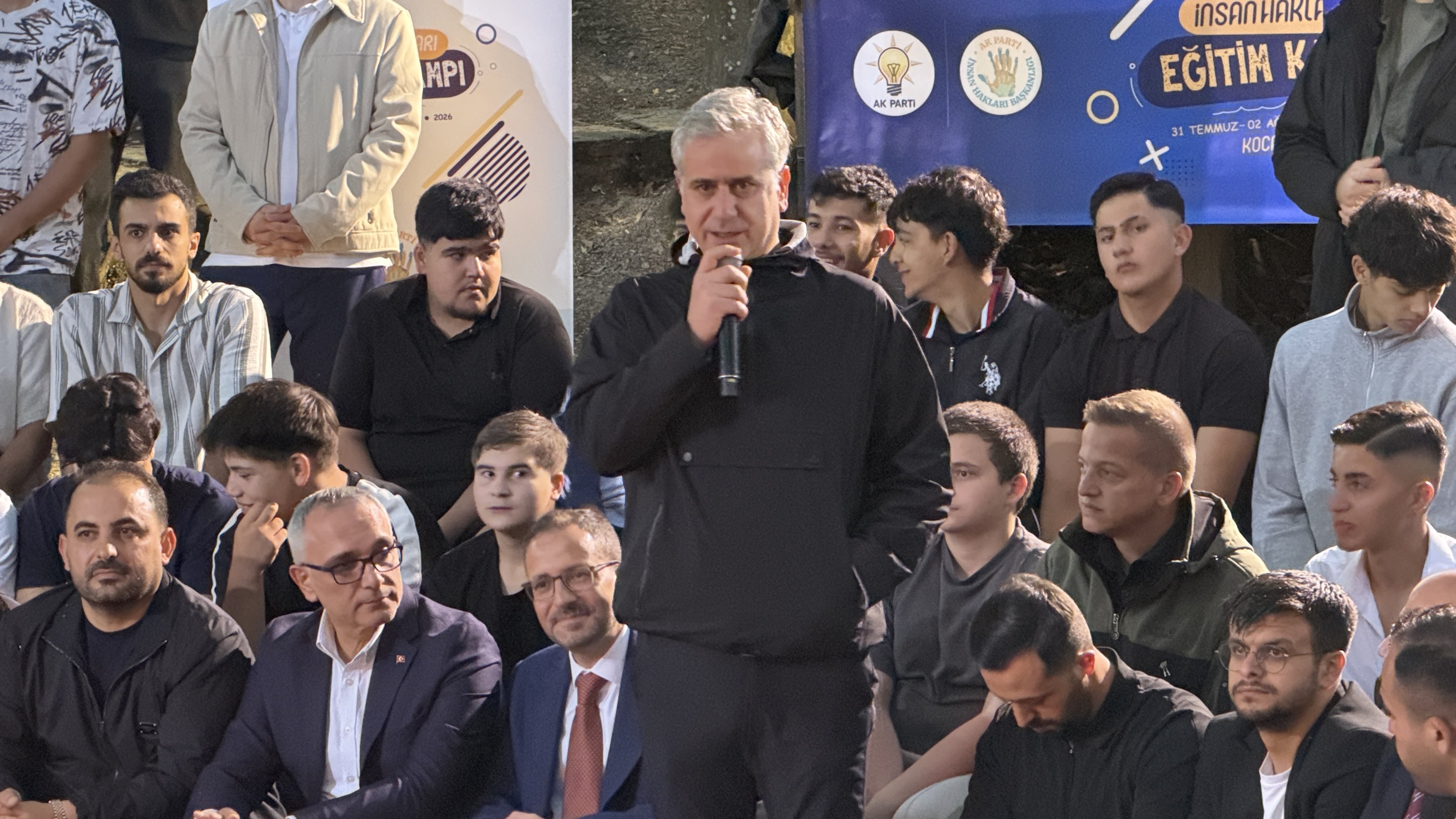 İnsan Hakları Eğitim Kampı katılımcıları