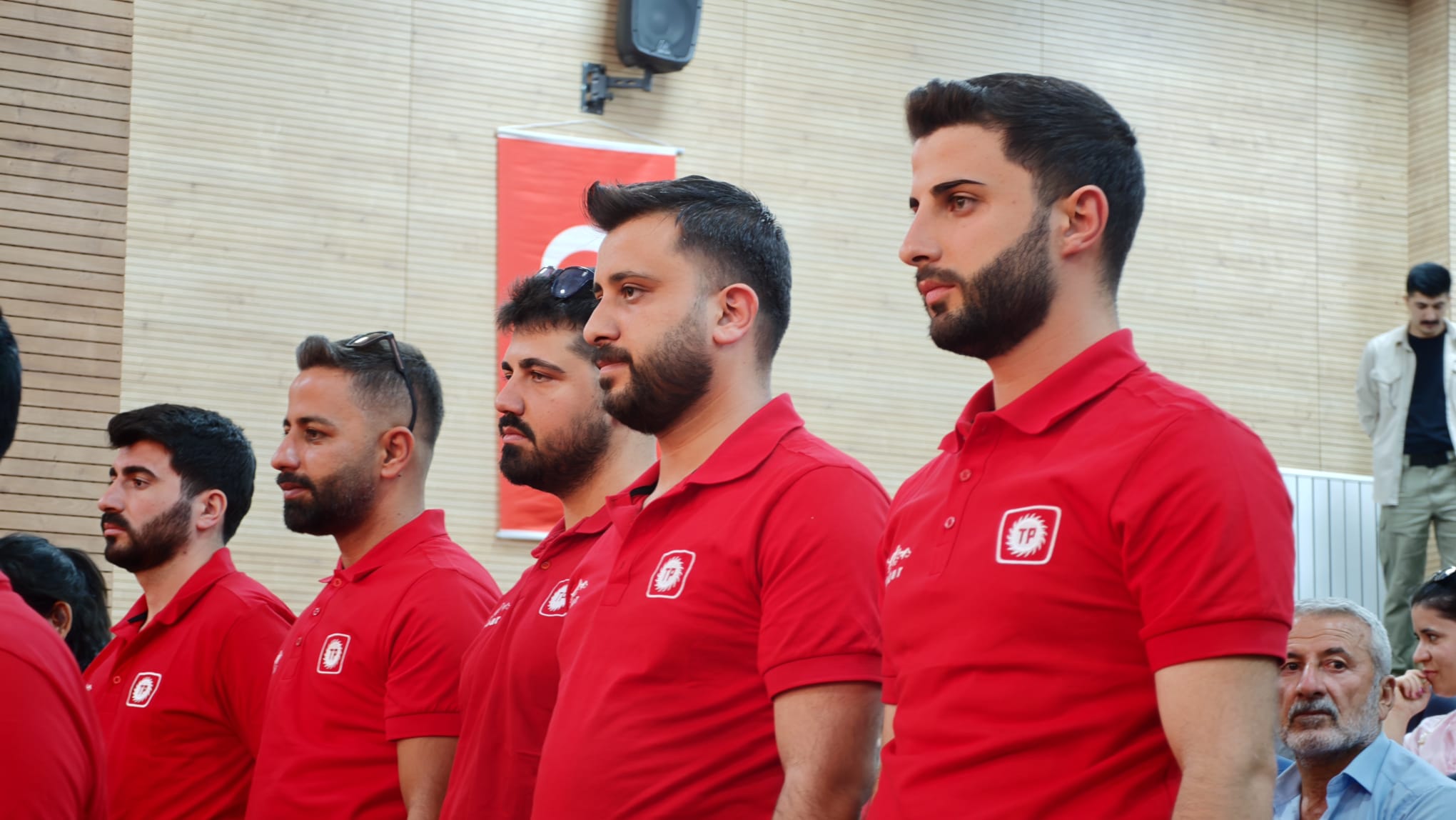 Bakan Ersoy, kütüphane açılışında