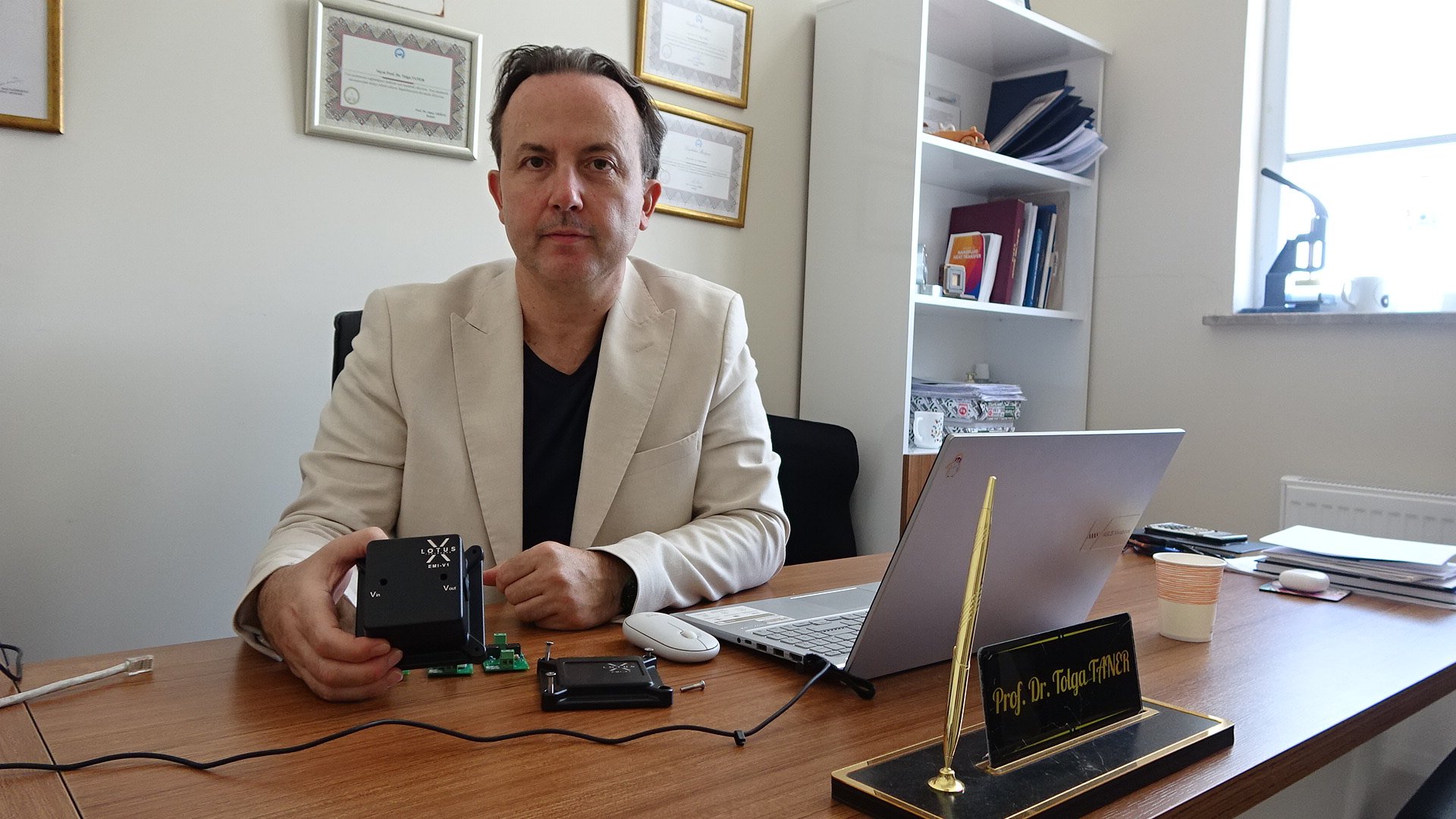 Elektronik gürültü filtresi