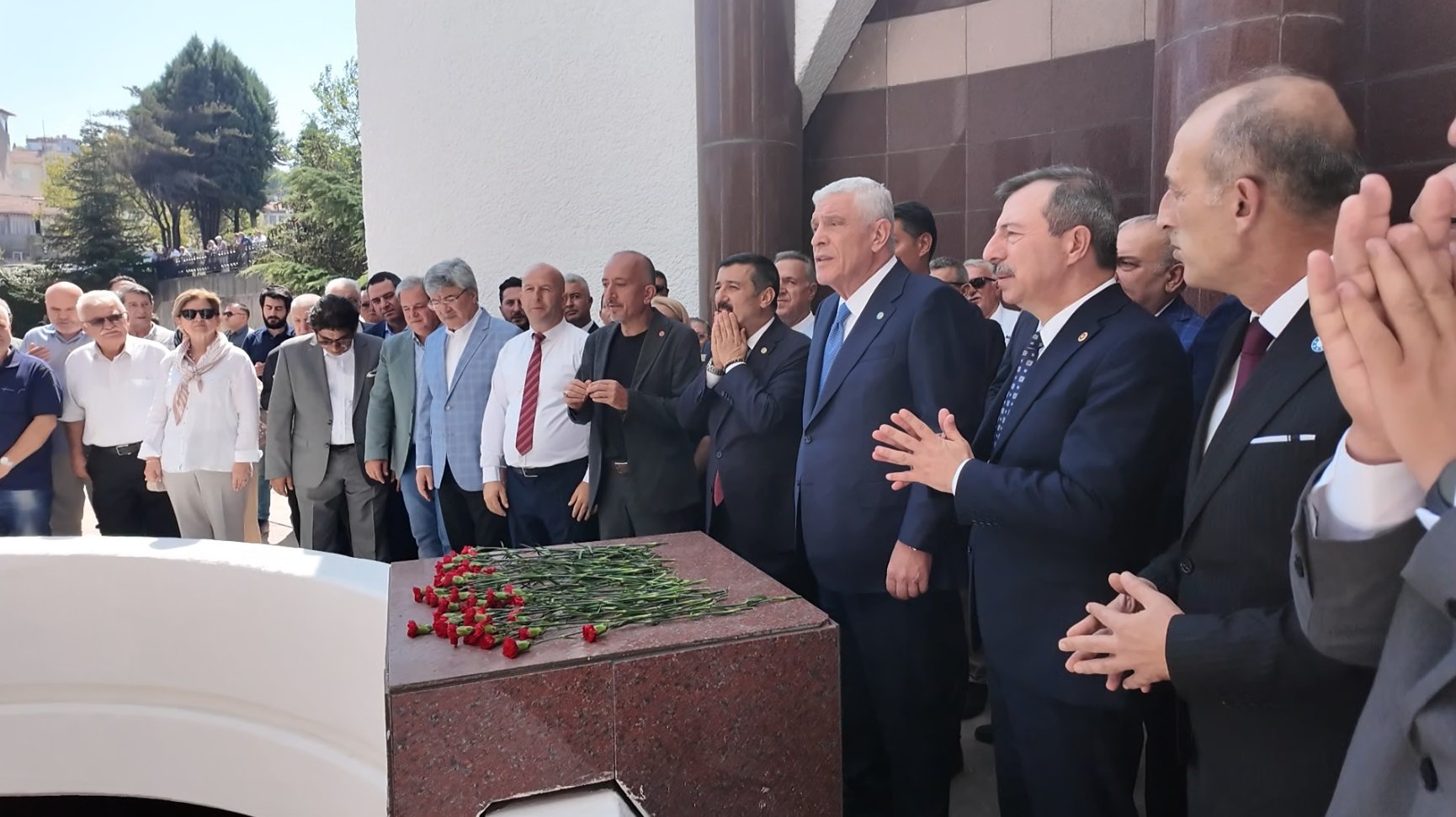 Müsavat Dervişoğlu Celal Bayar anıt mezarı ziyareti