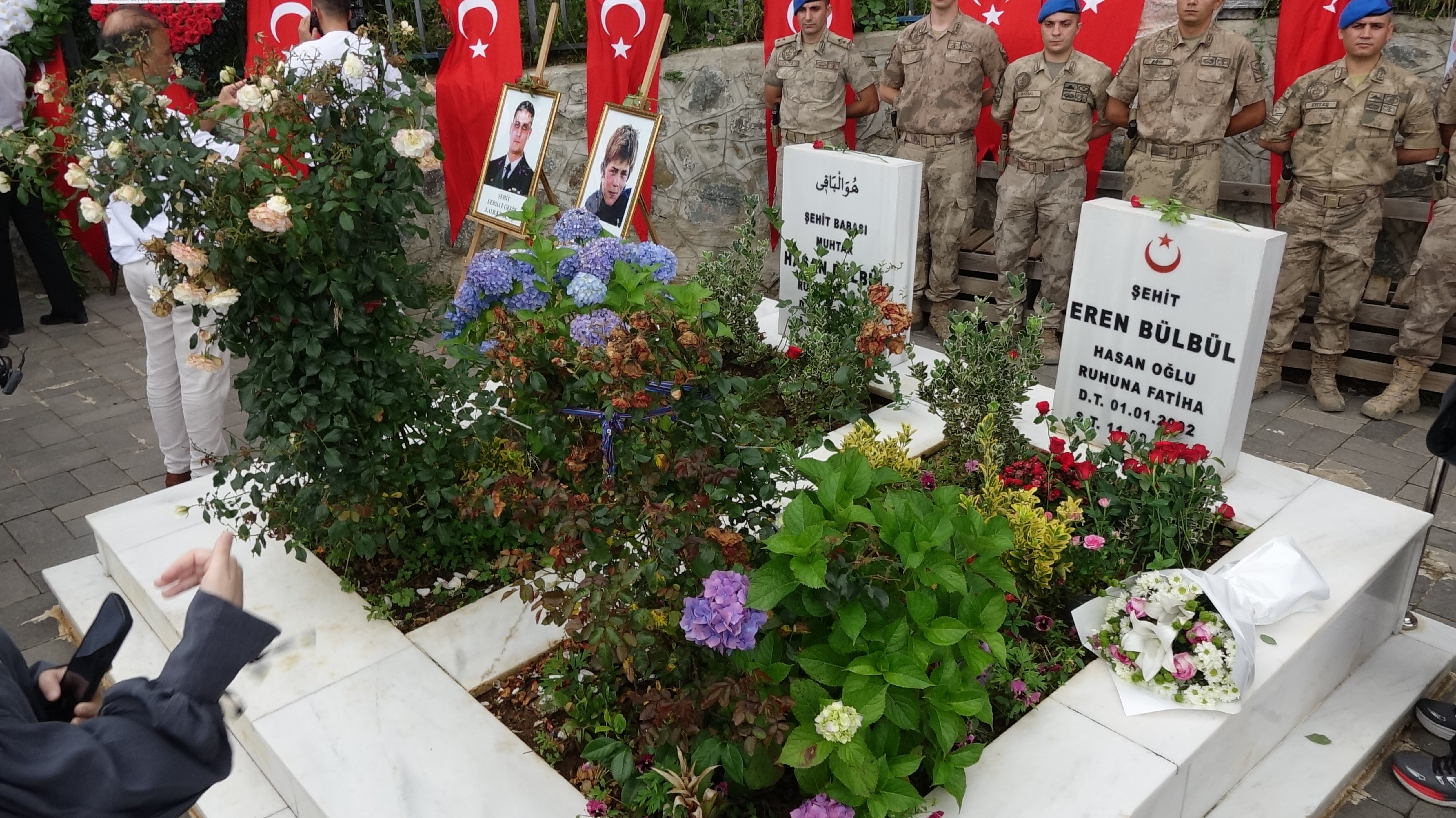 Eren Bülbül için dua