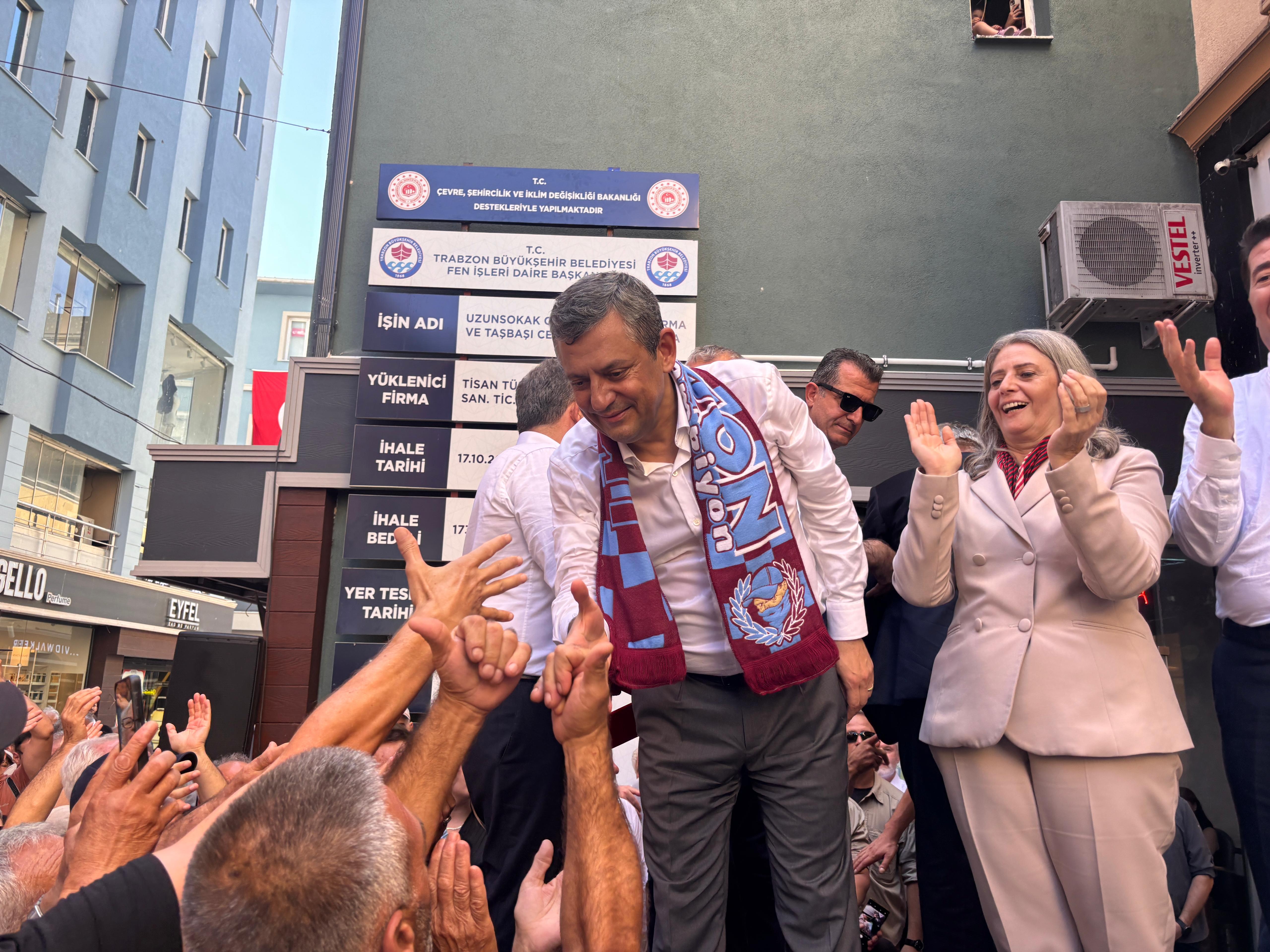 Özgür Özel halk buluşması