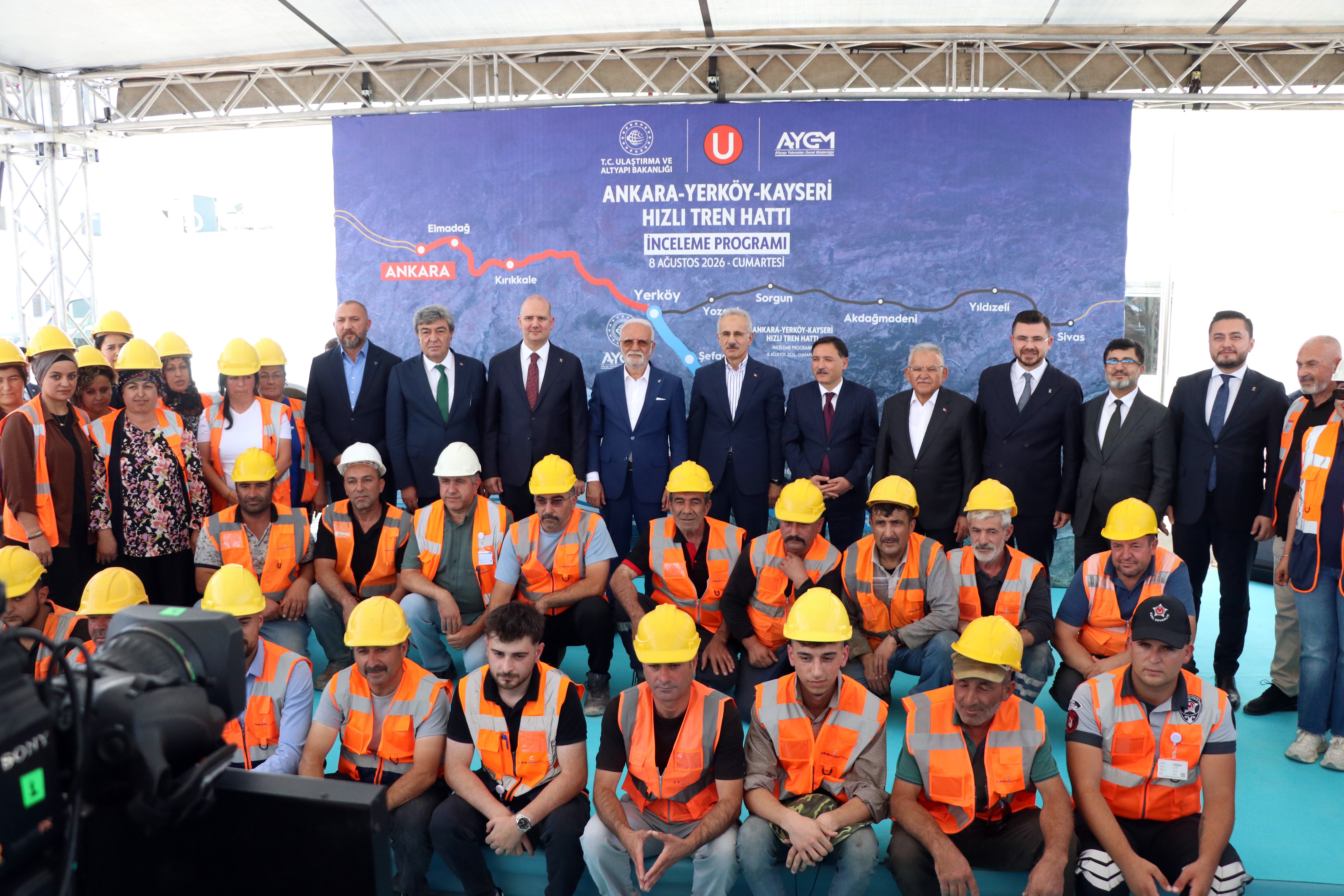 Bakan Uraloğlu Yerköy-Kayseri YHT hattında açıklamalarda bulundu
